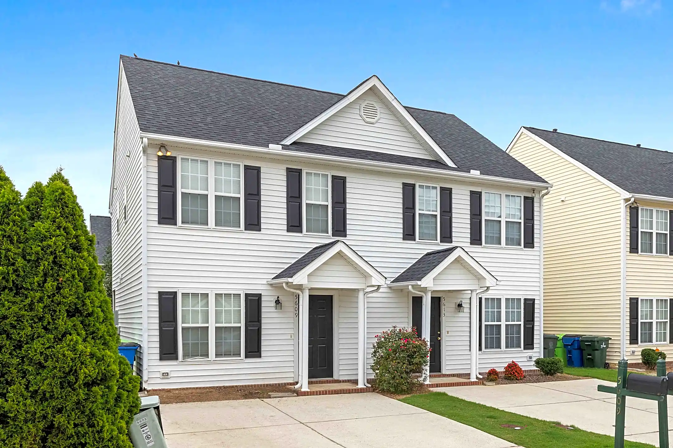 Blackwolf Run at Hedingham 2101 Blackwolf Run Lane Raleigh, NC