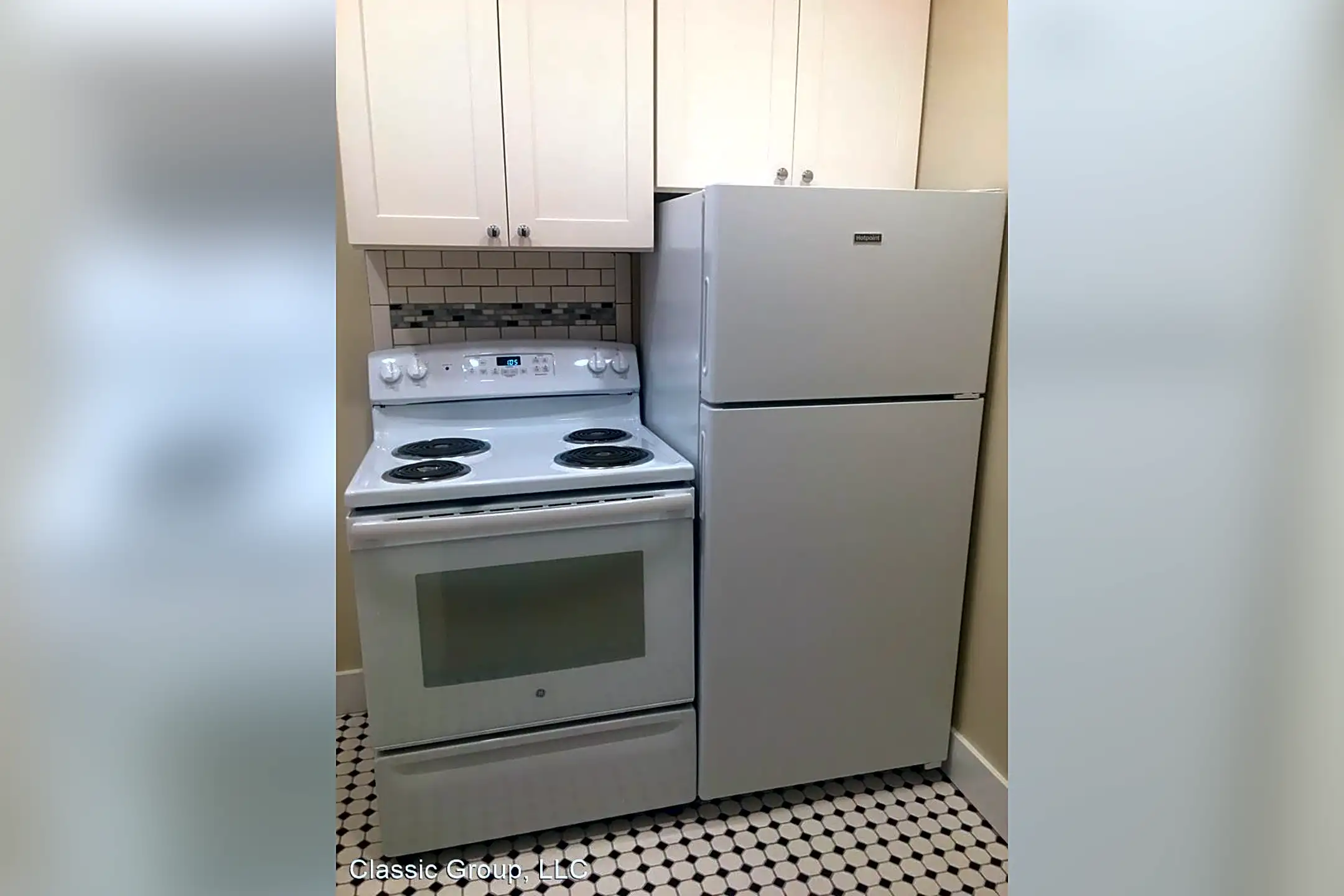 Kitchen - 2056 NW Glisan Street - Portland, OR