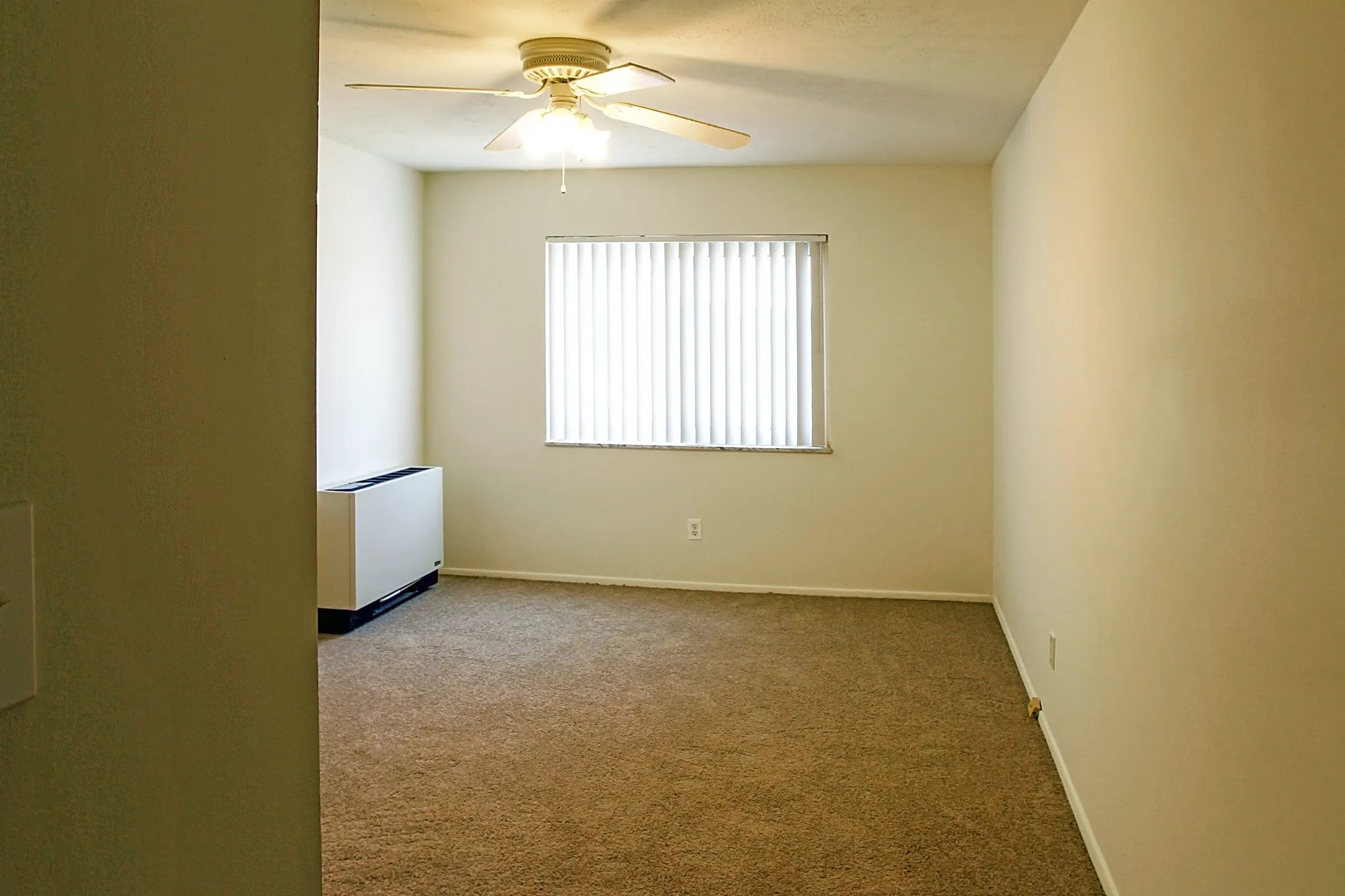 Mayland Towers Apartments 1585 Mallard Dr Cleveland, OH Apartments