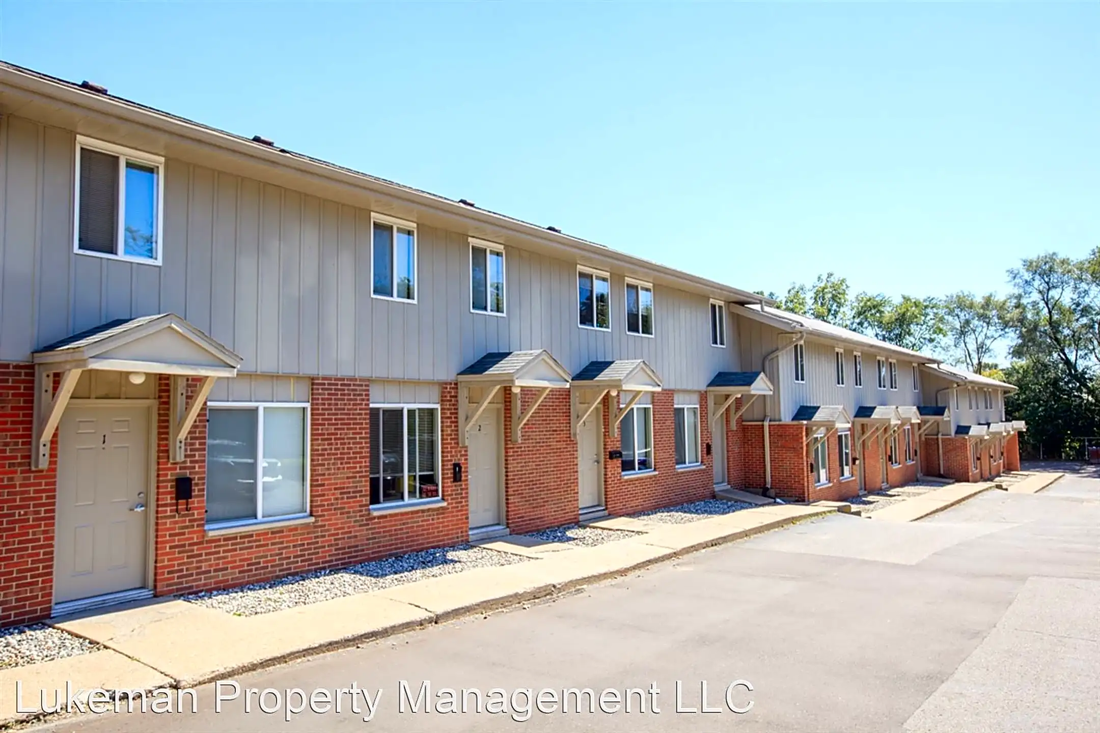 3409 W Michigan Ave Apartments Kalamazoo, MI 49006