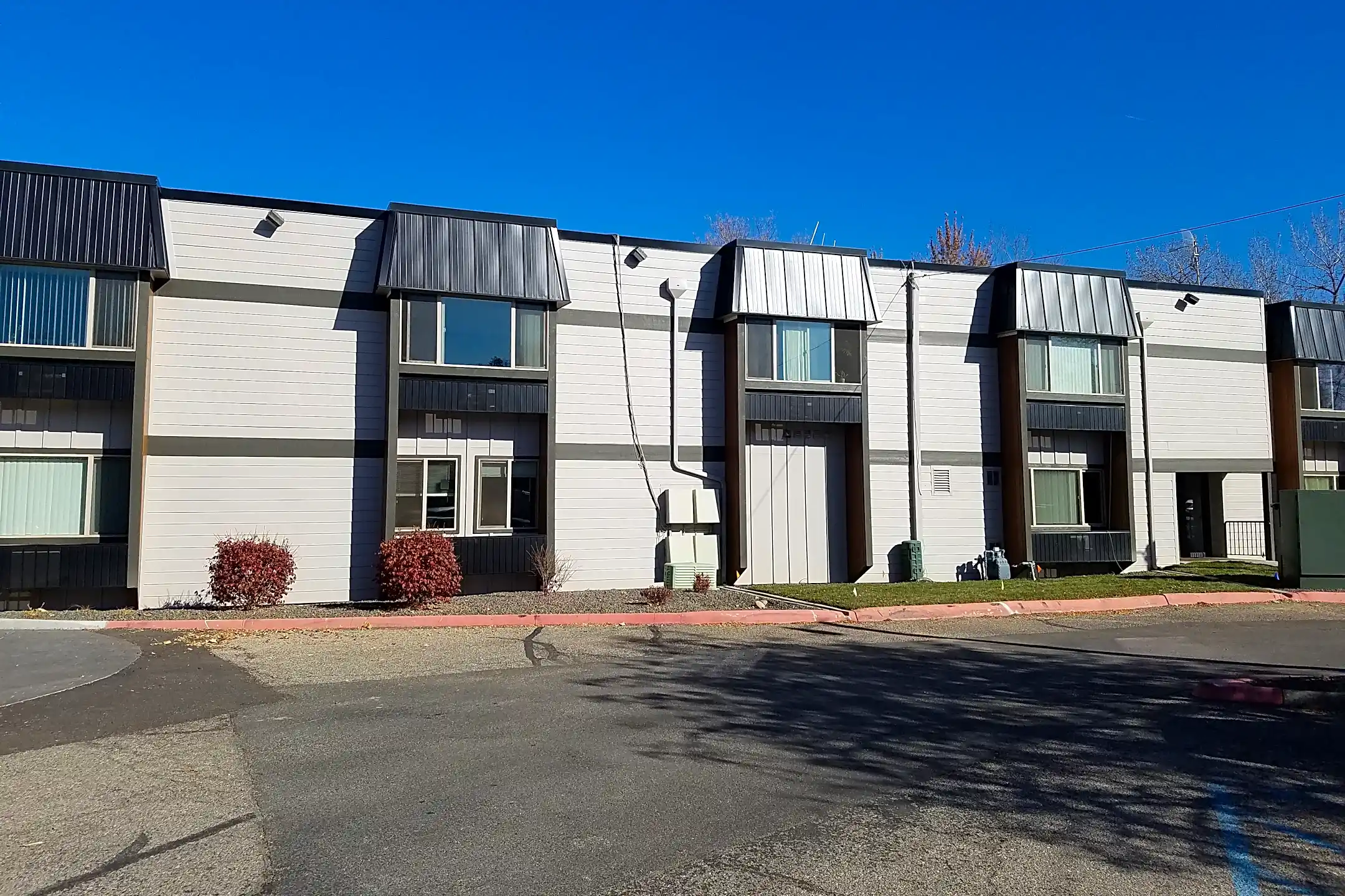 Creek Bend Apartments - Boise, ID