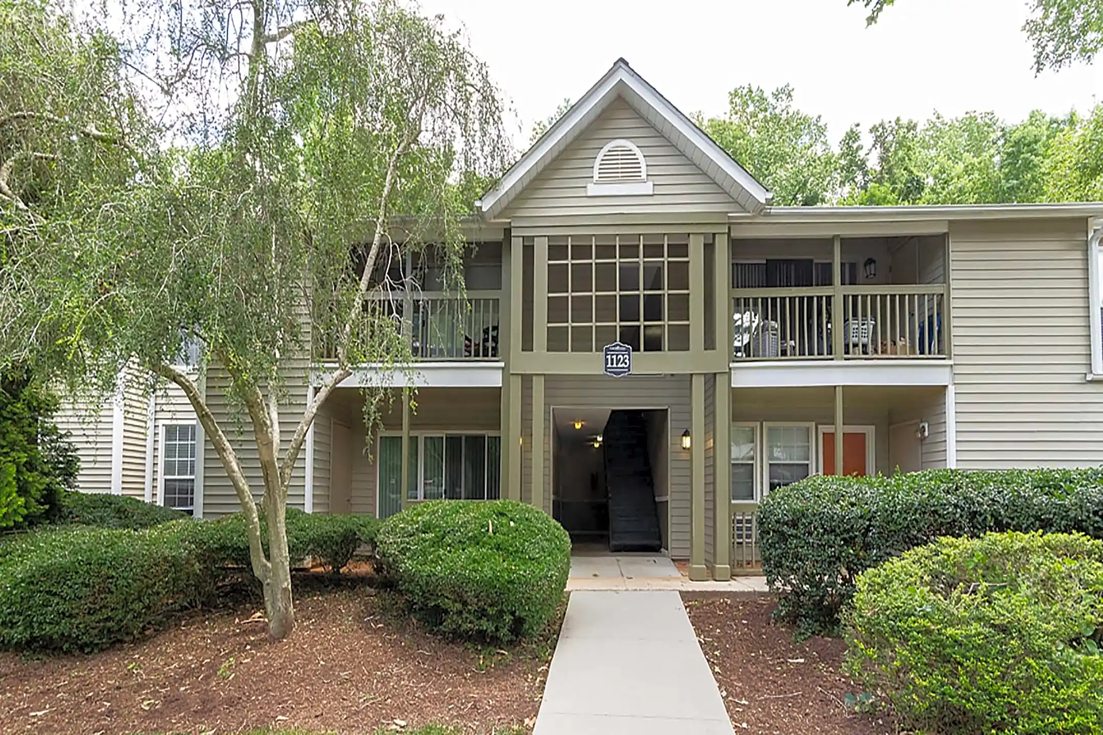 Clarion Crossing 1141 Crab Orchard Dr Raleigh, NC Apartments for