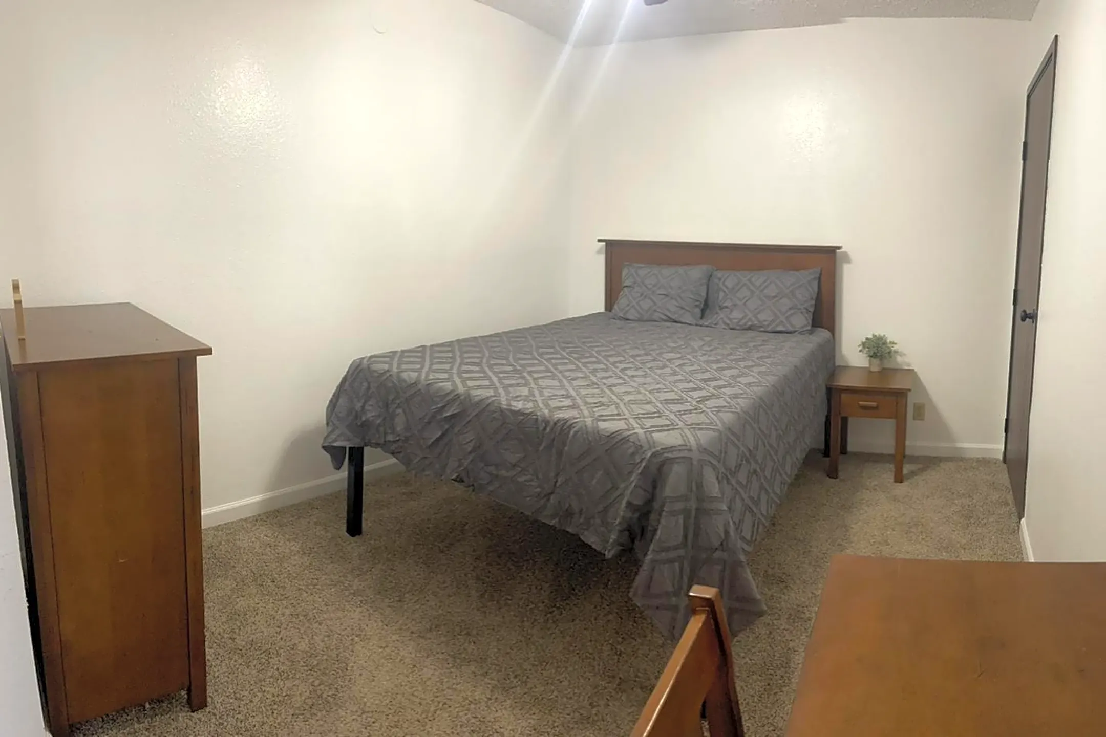 Bedroom - 320 Lee Ave - Bullhead City, AZ