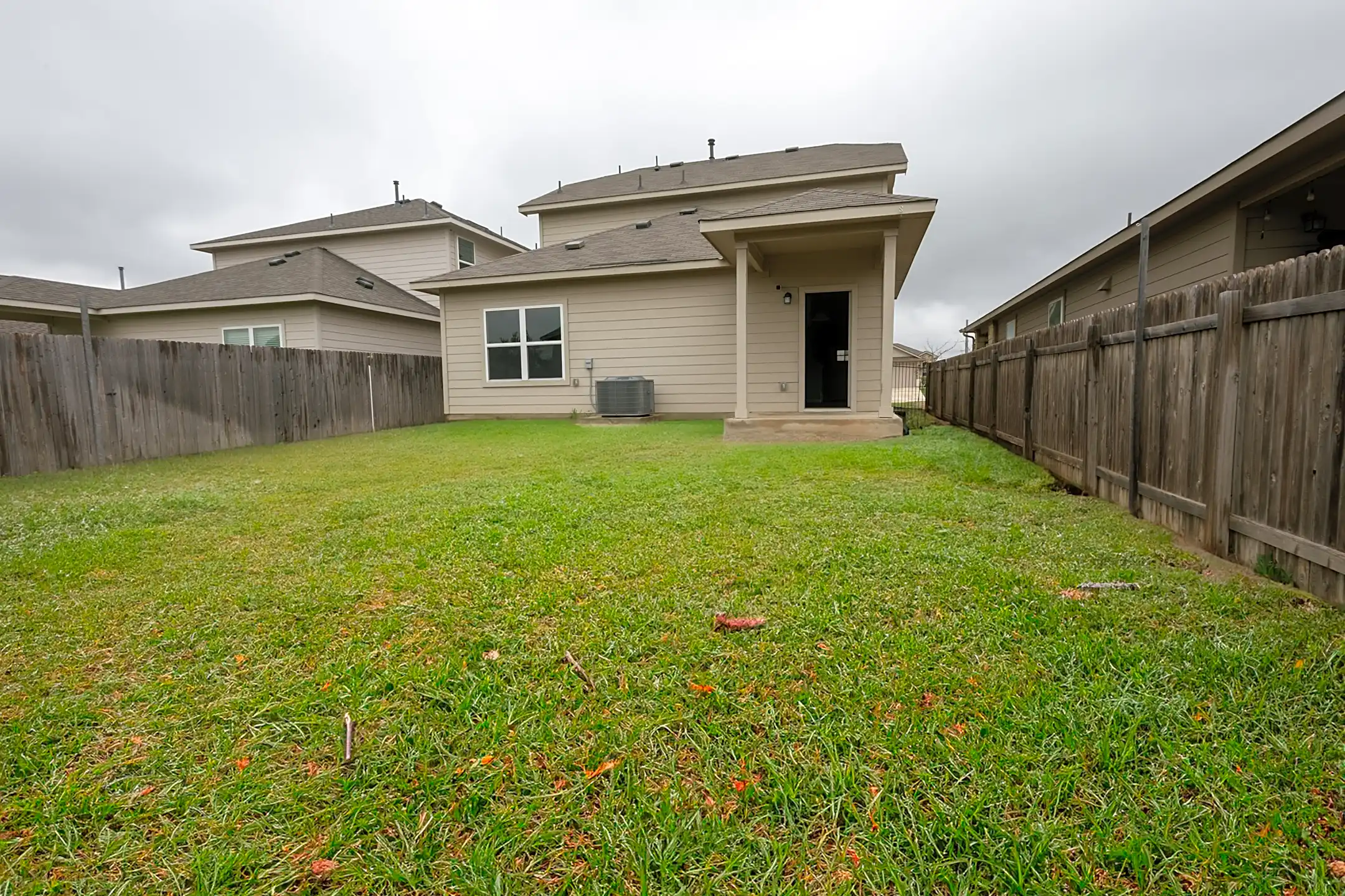 209 Yoakum St Houses Leander, TX 78641