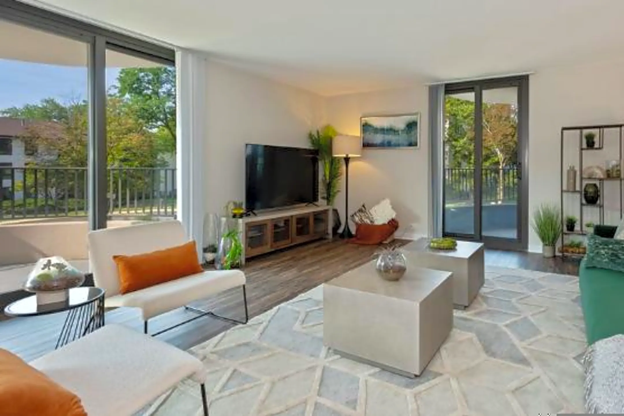 2 Wheaton Center 2 Wheaton Center unit 1104 Wheaton, IL Houses for