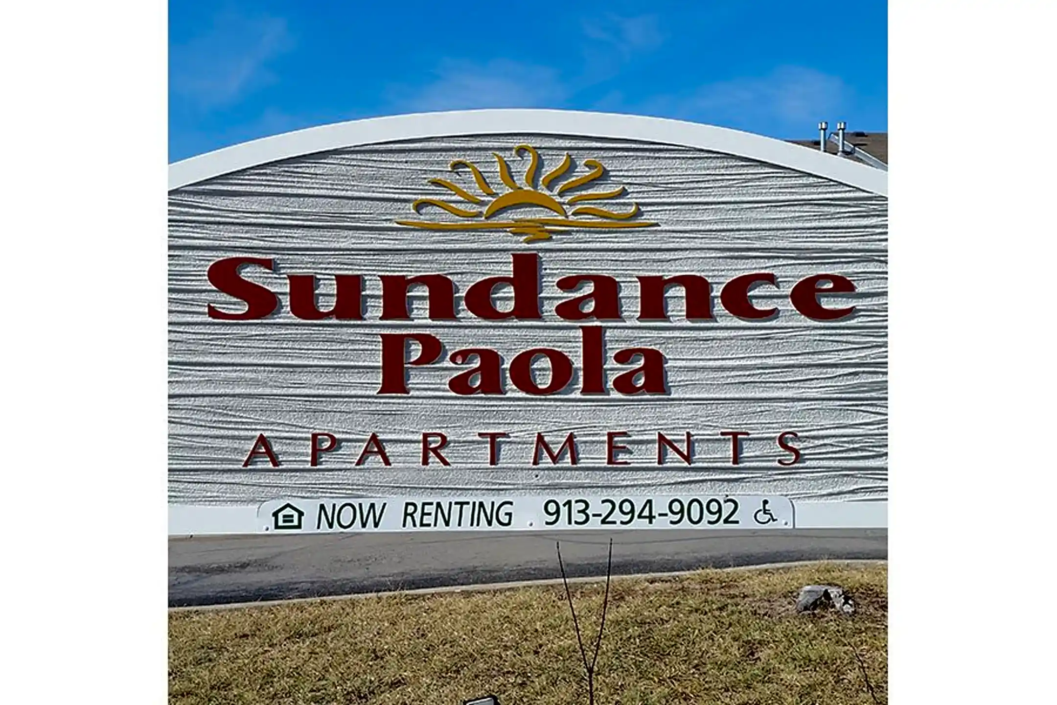 Paola Sundance Apartments 202 Sundance Dr Paola, KS Apartments for