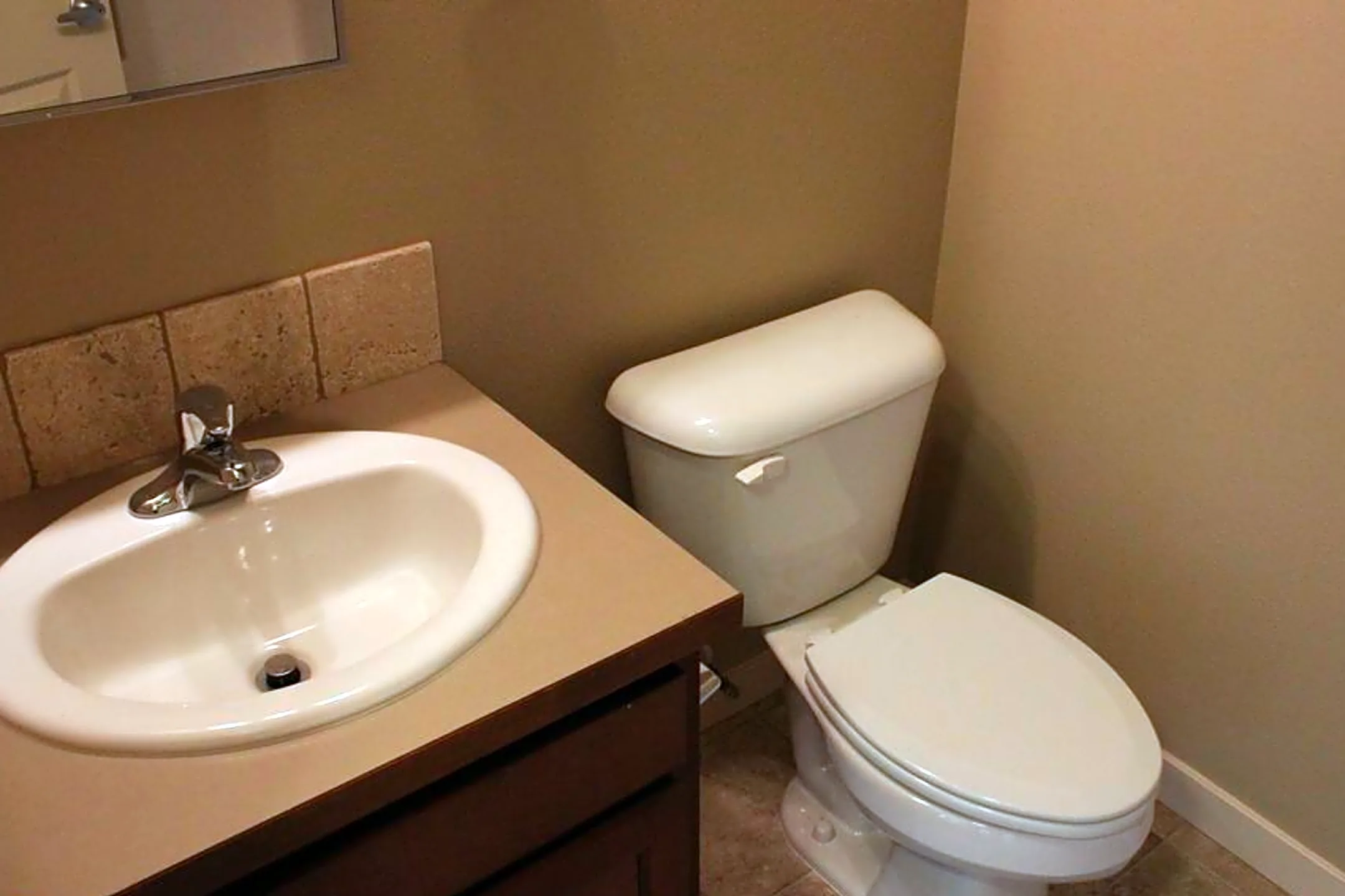 Bathroom - 9107 W Ustick Rd - Boise, ID