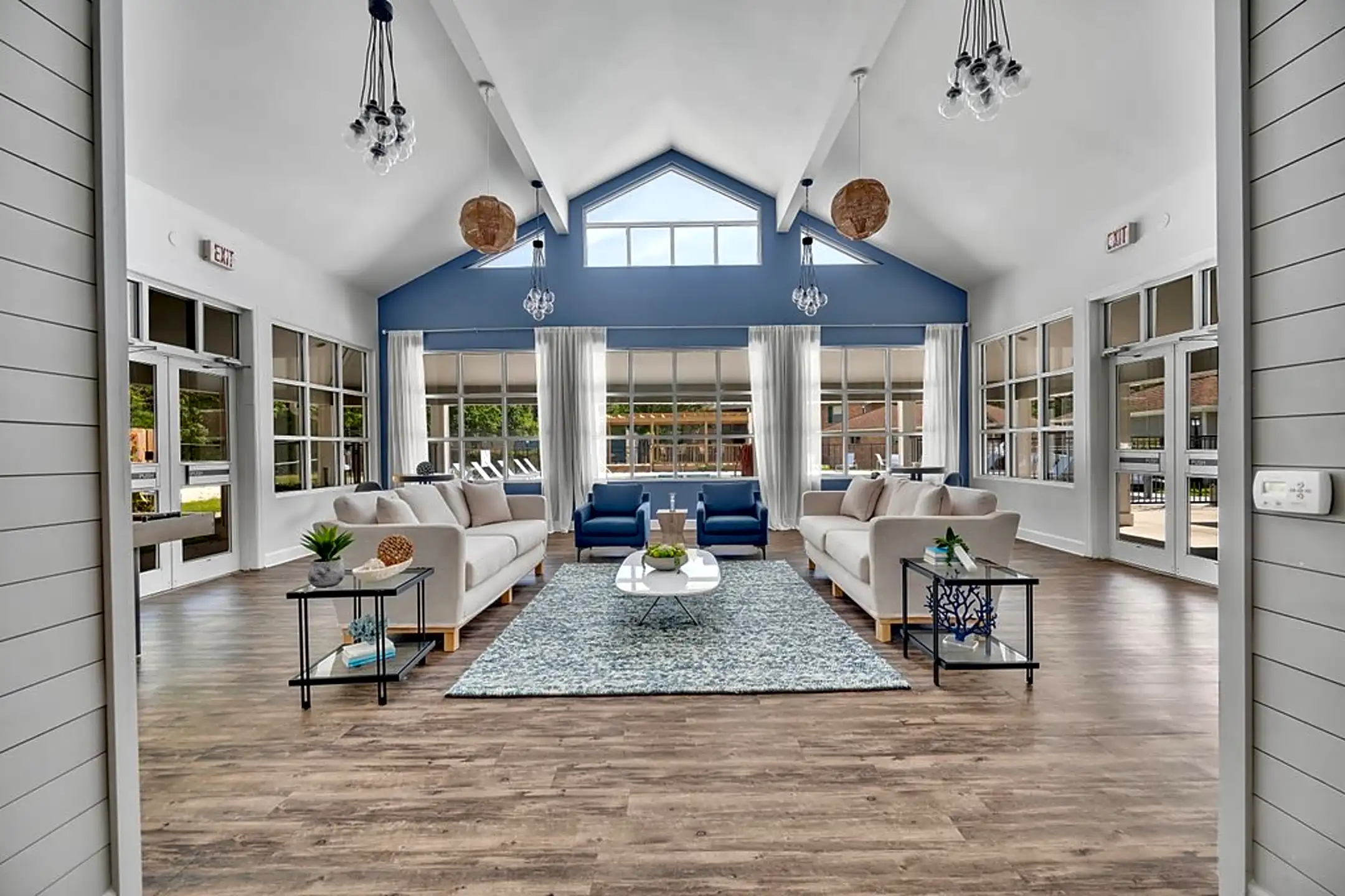 Living Room - The Tides at Myrtle Beach - Myrtle Beach, SC