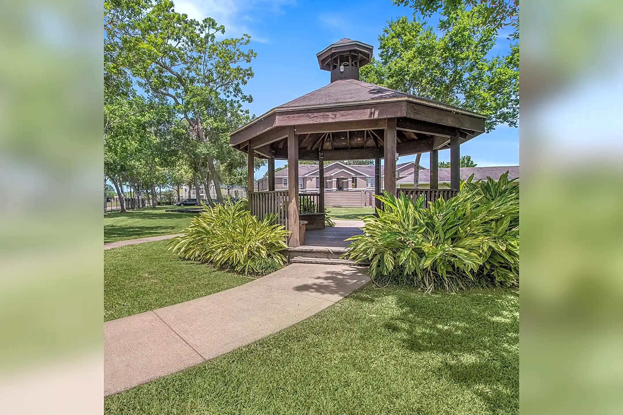 The Gateway at Lake Jackson Lake Jackson, TX 77566