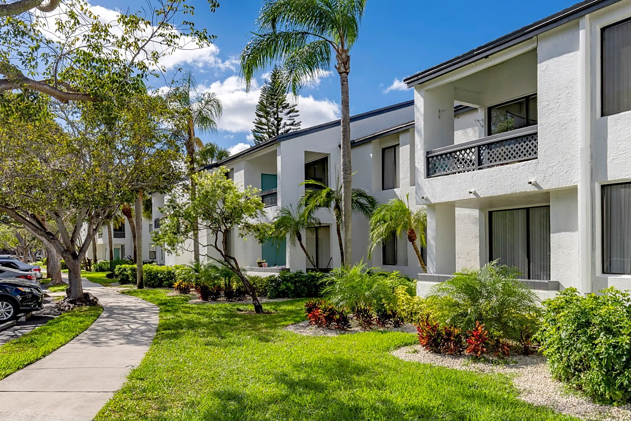 Banyan Bay Apartments - Coconut Creek, FL 33066