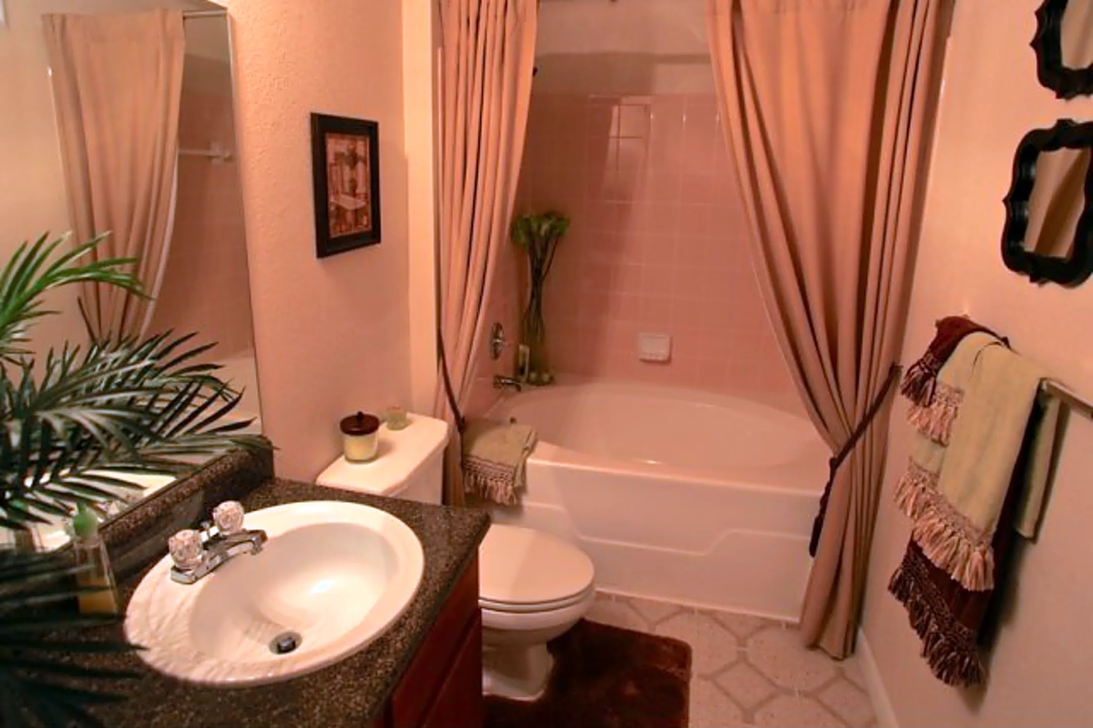 Hamlins at Cedar Creek Lake Kemp, TX 75143