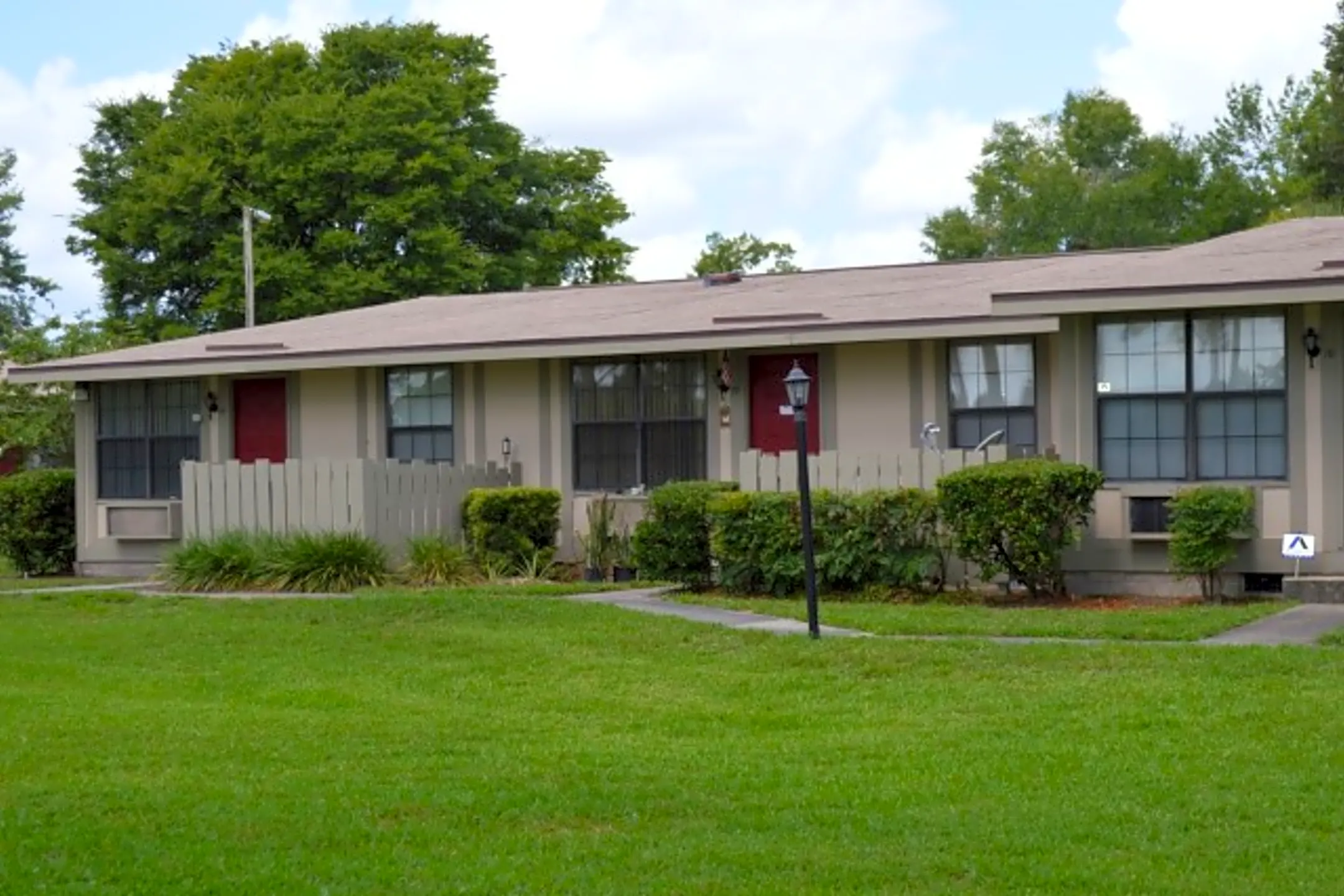 Palatka Oaks Apartments - 200 College Rd | Palatka, FL Apartments for ...