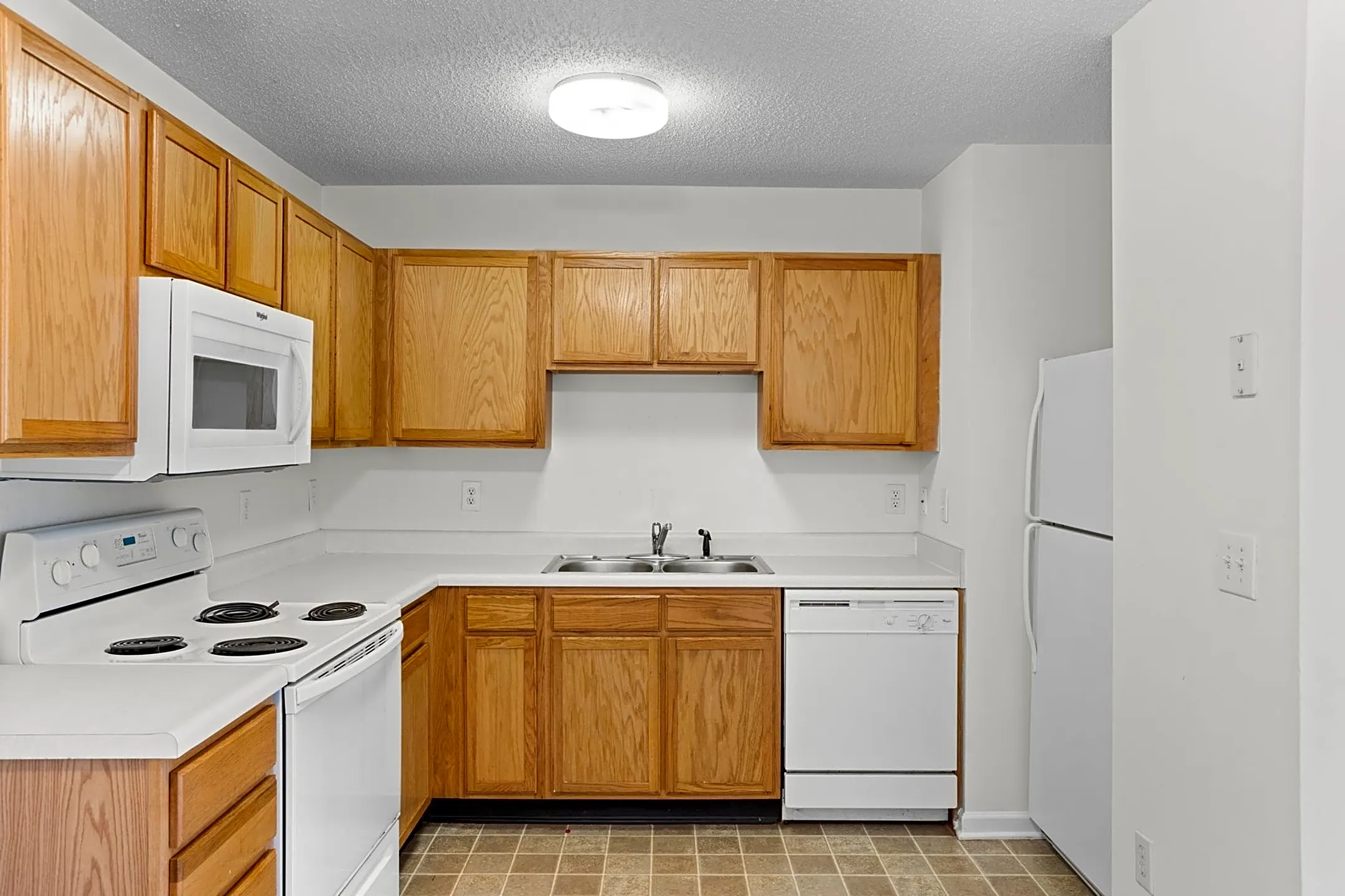 Greenhaven Trace 800 Greenhaven Dr Greensboro, NC Apartments for