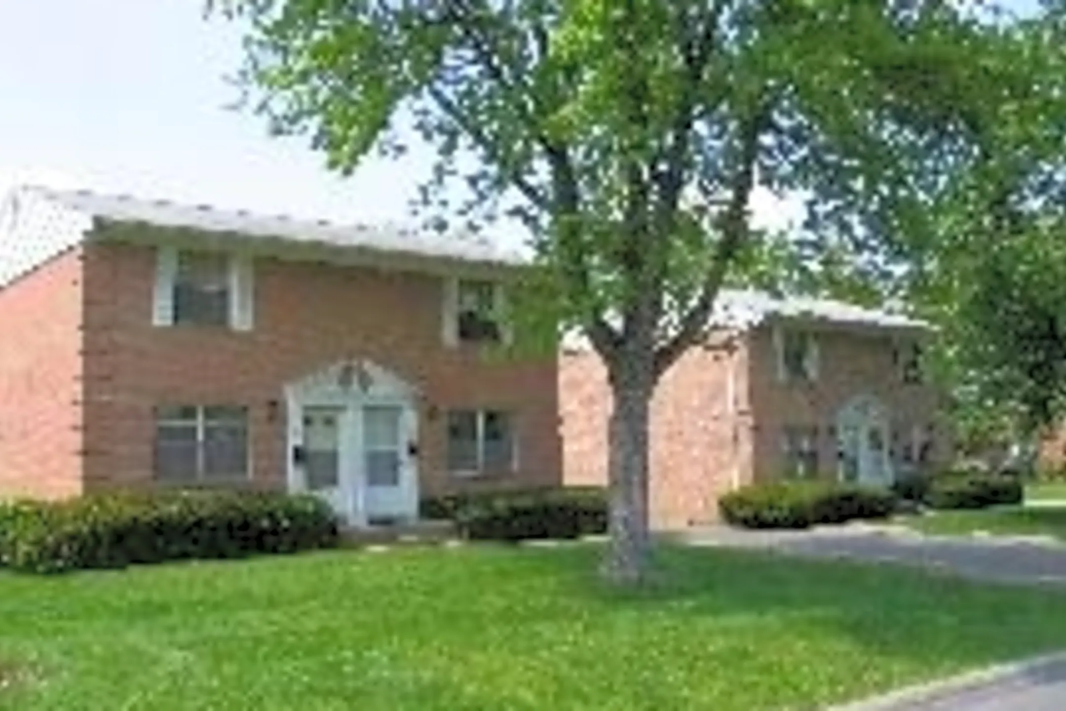 Fairgate Apartments - 1523 Burstock Rd | Columbus, OH for Rent | Rent.