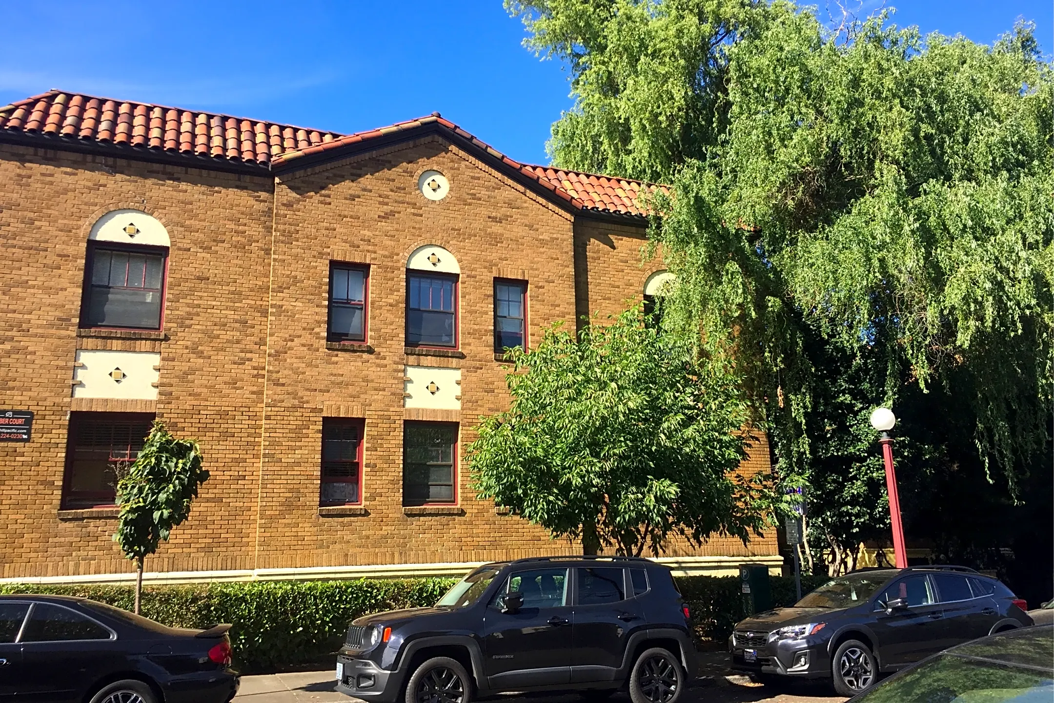 Amber Court Apartments Portland, OR 97210