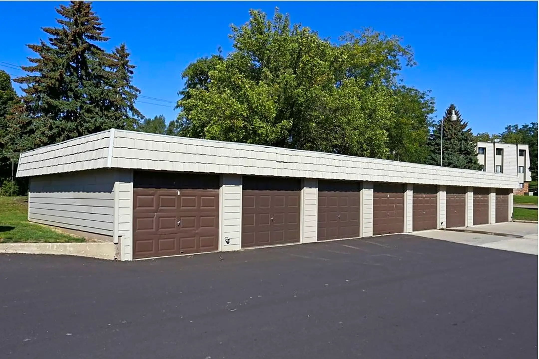 Willow Wood Apartments 1600 S Rock Creek Dr Sioux Falls, SD