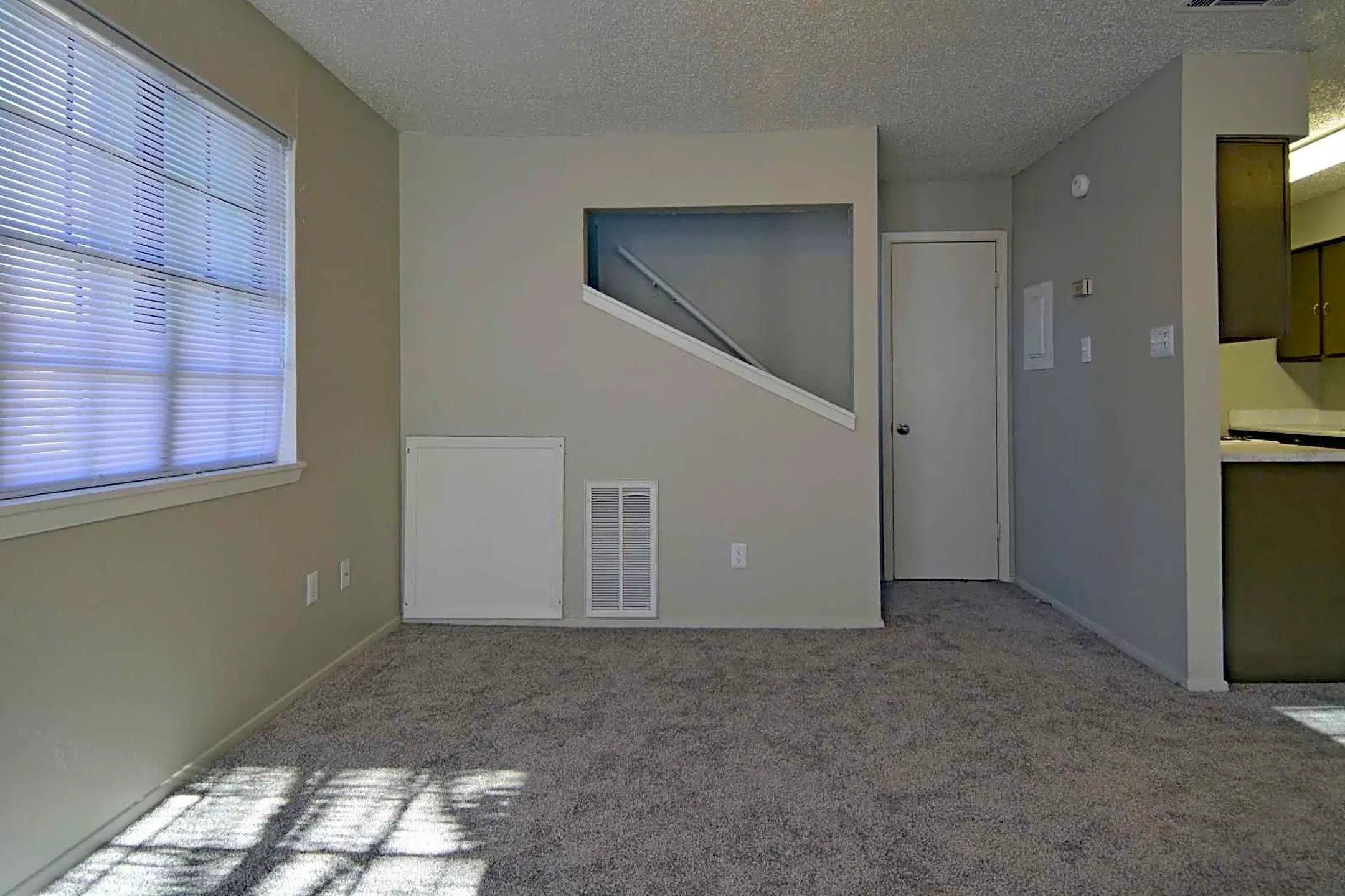 Living Room - 31 Thirty Apartments - Bryan, TX