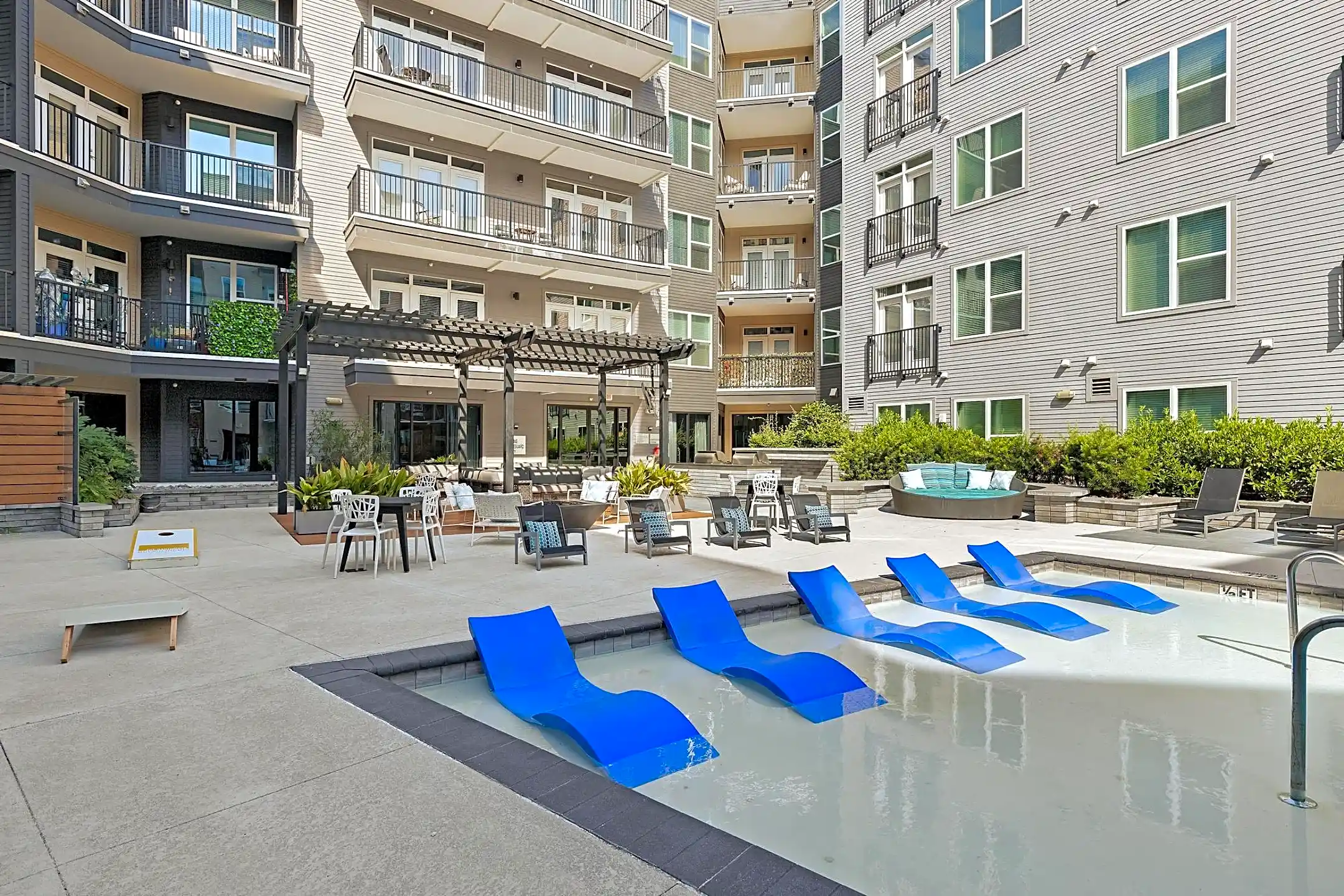 Dartmouth Apartments North Hills