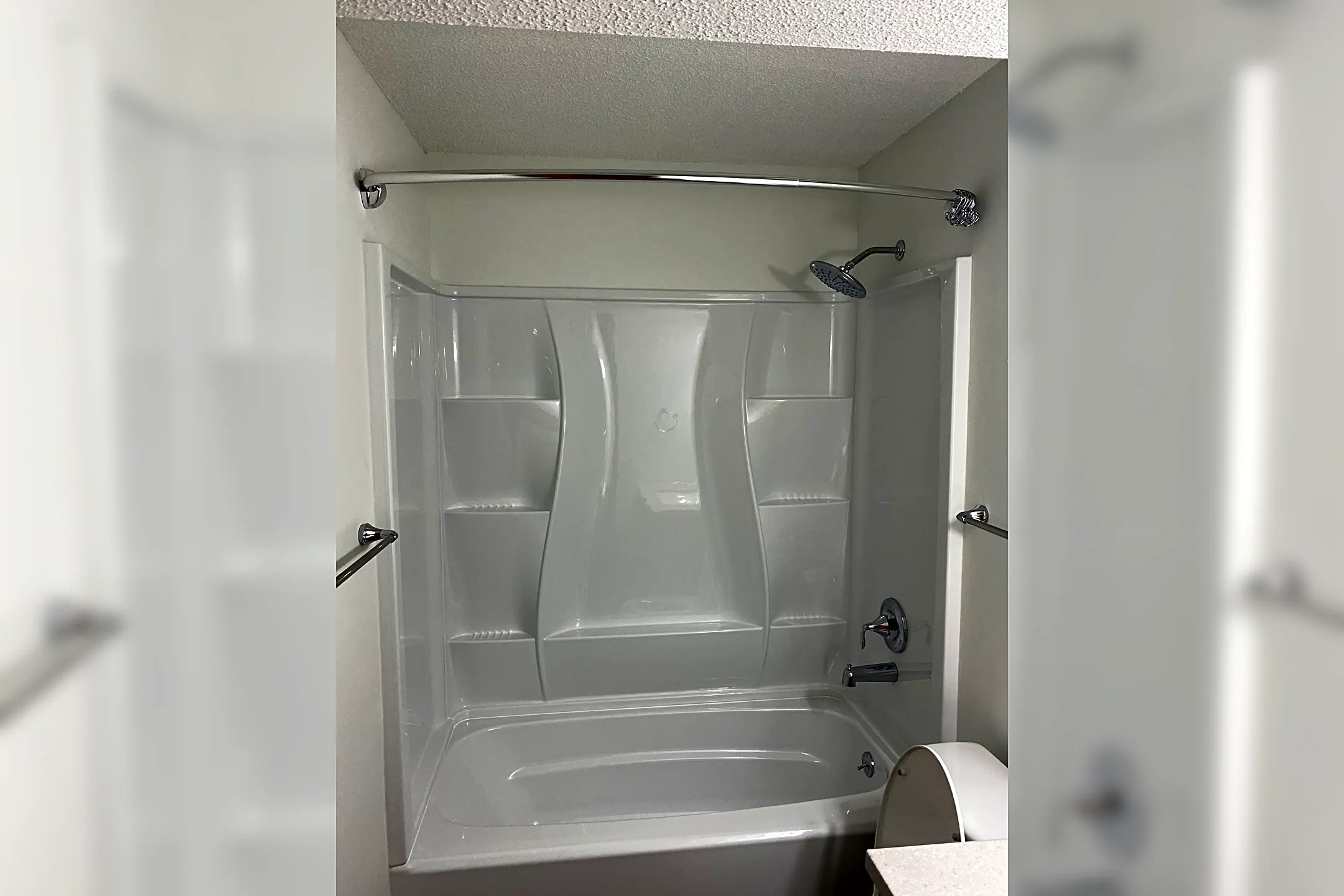 Broadway Village Apartments 36 Broadway Village Dr Columbia, MO