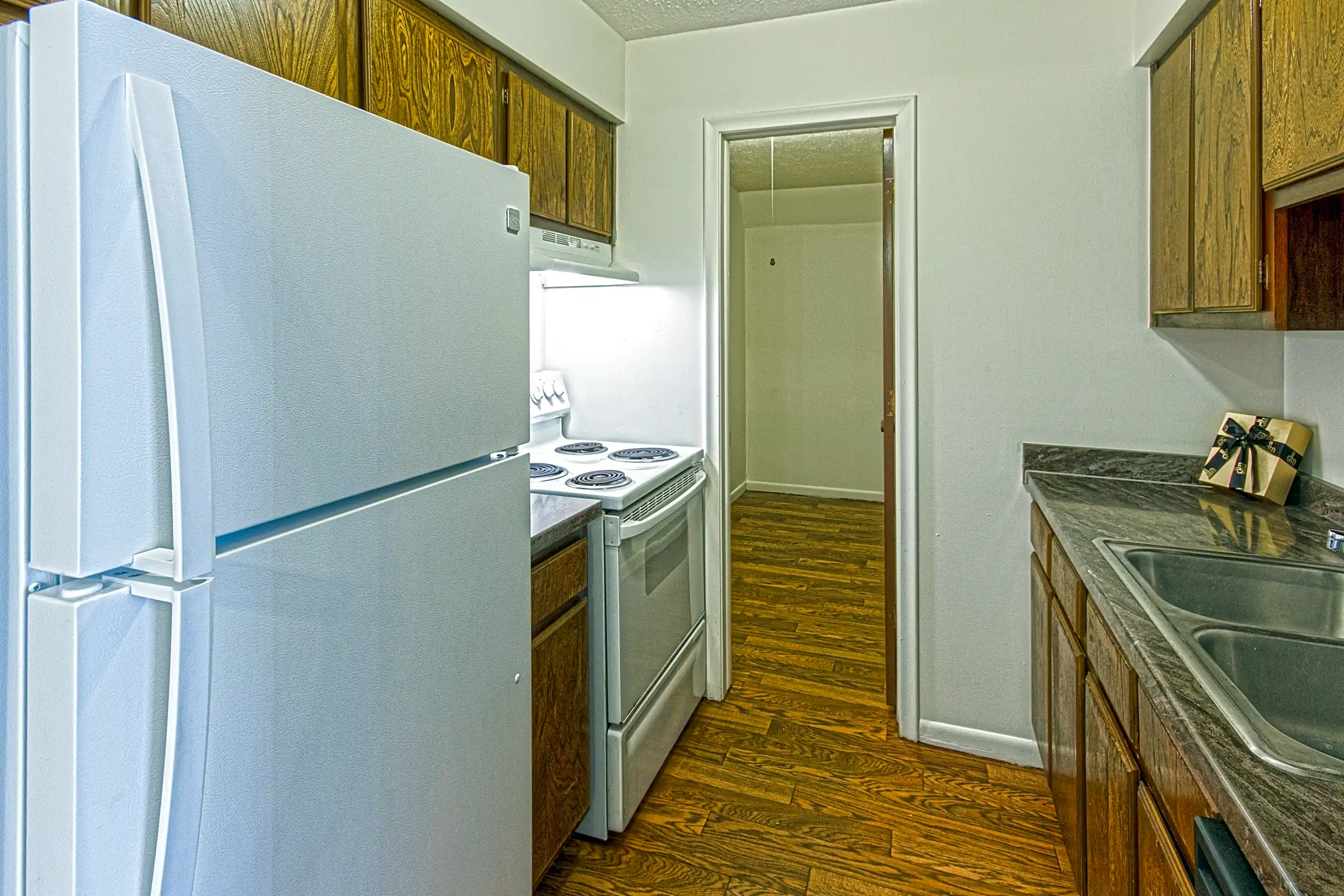 Delta Square Apartments 5426 W Michigan Ave Lansing, MI for Rent