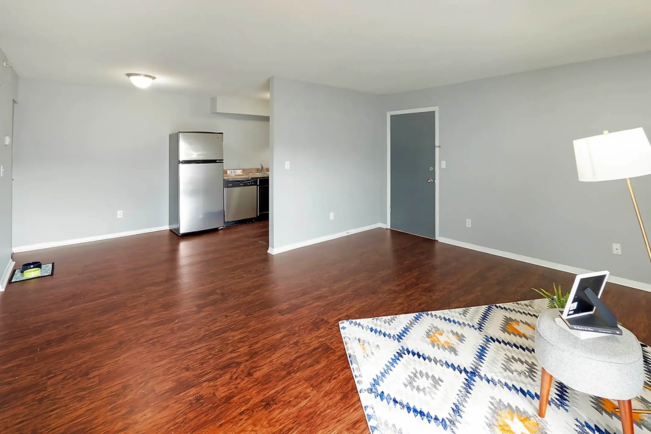 The Reserve at Red Banks Apartment Homes 4103 Dayton Blvd