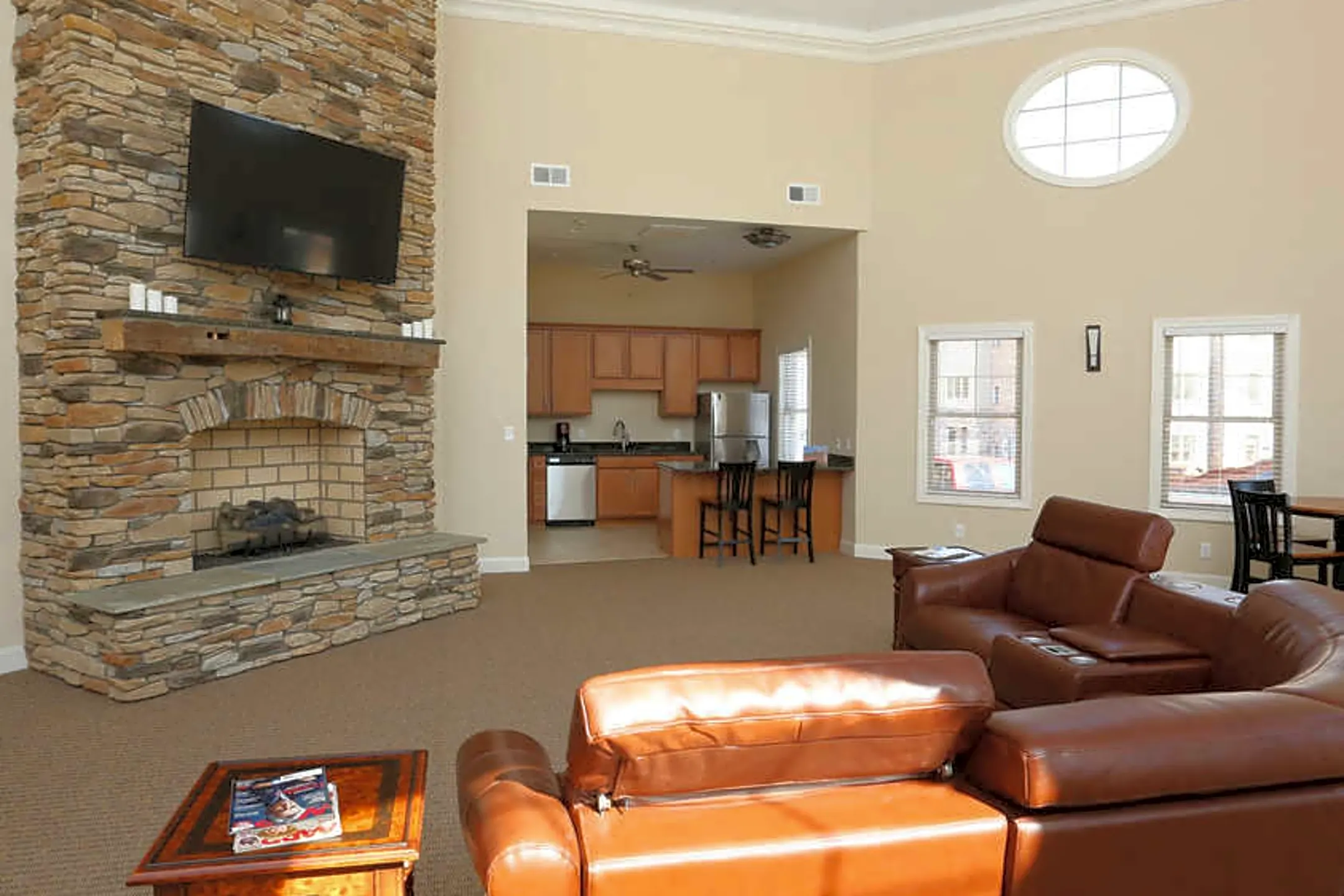 The Gardens On Timberlake Apartments 240 Beverly Hills Cir