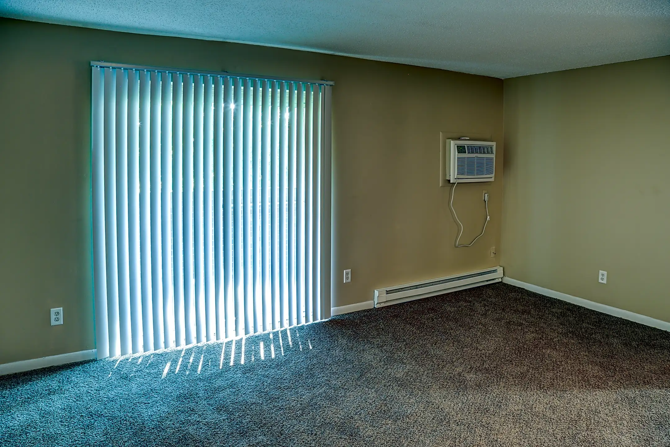 Meadowbrook Apartments Burlington, KY 41005