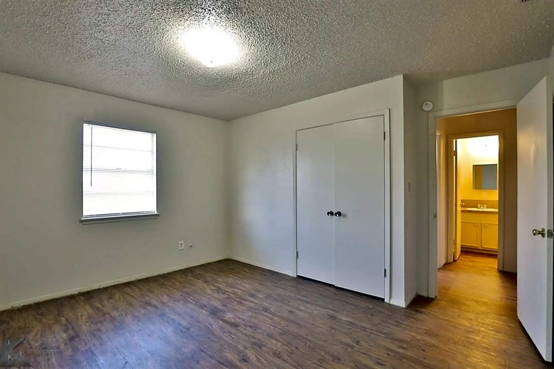 207 Taylor St 4 Apartments Merkel, TX 79536