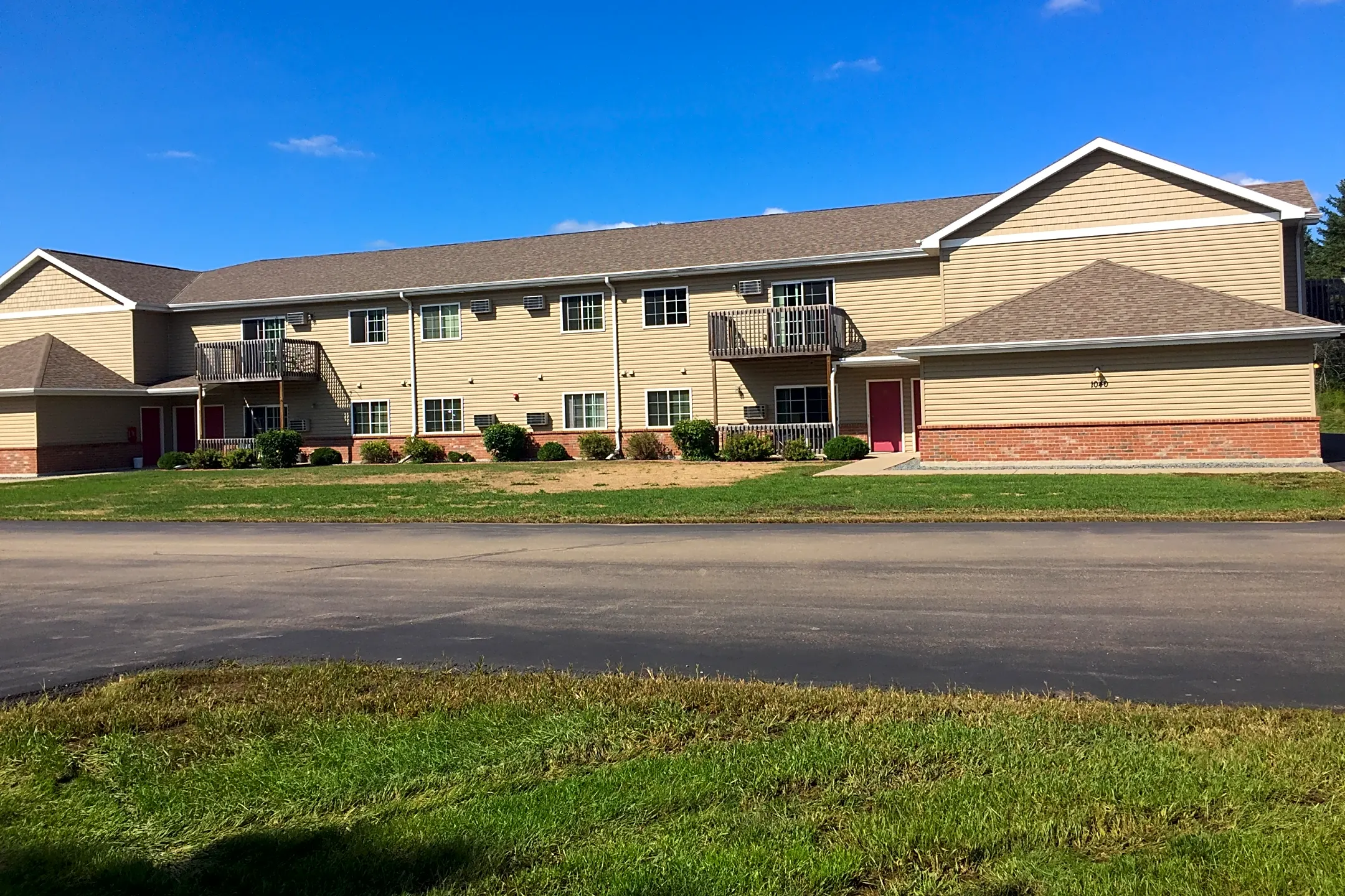 Towering Pines Luxury Apartments Apartments Wausau, WI 54403