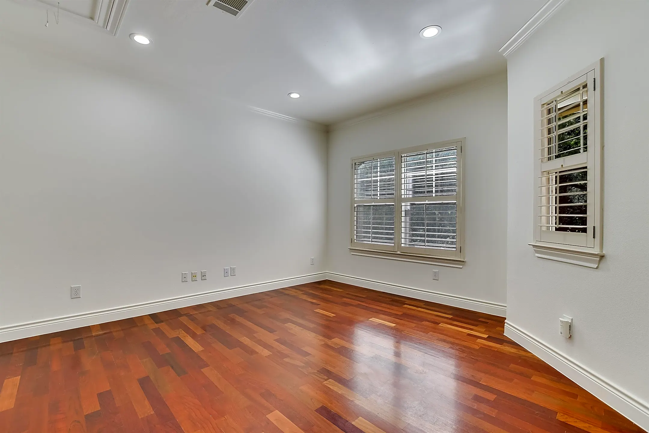 Bedroom - 601 Upson St - Austin, TX