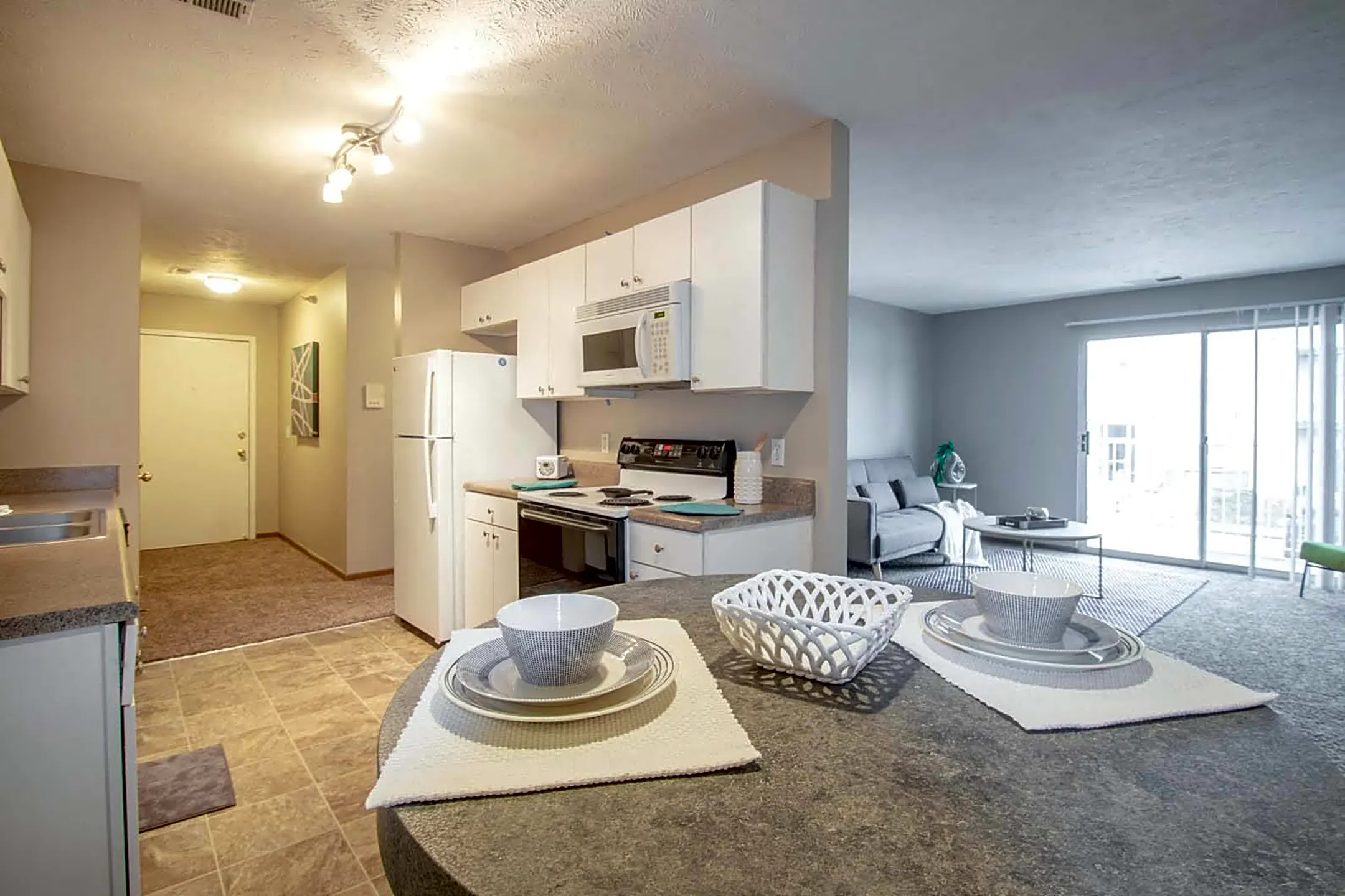 Flatwater Apartments La Vista, NE 68128