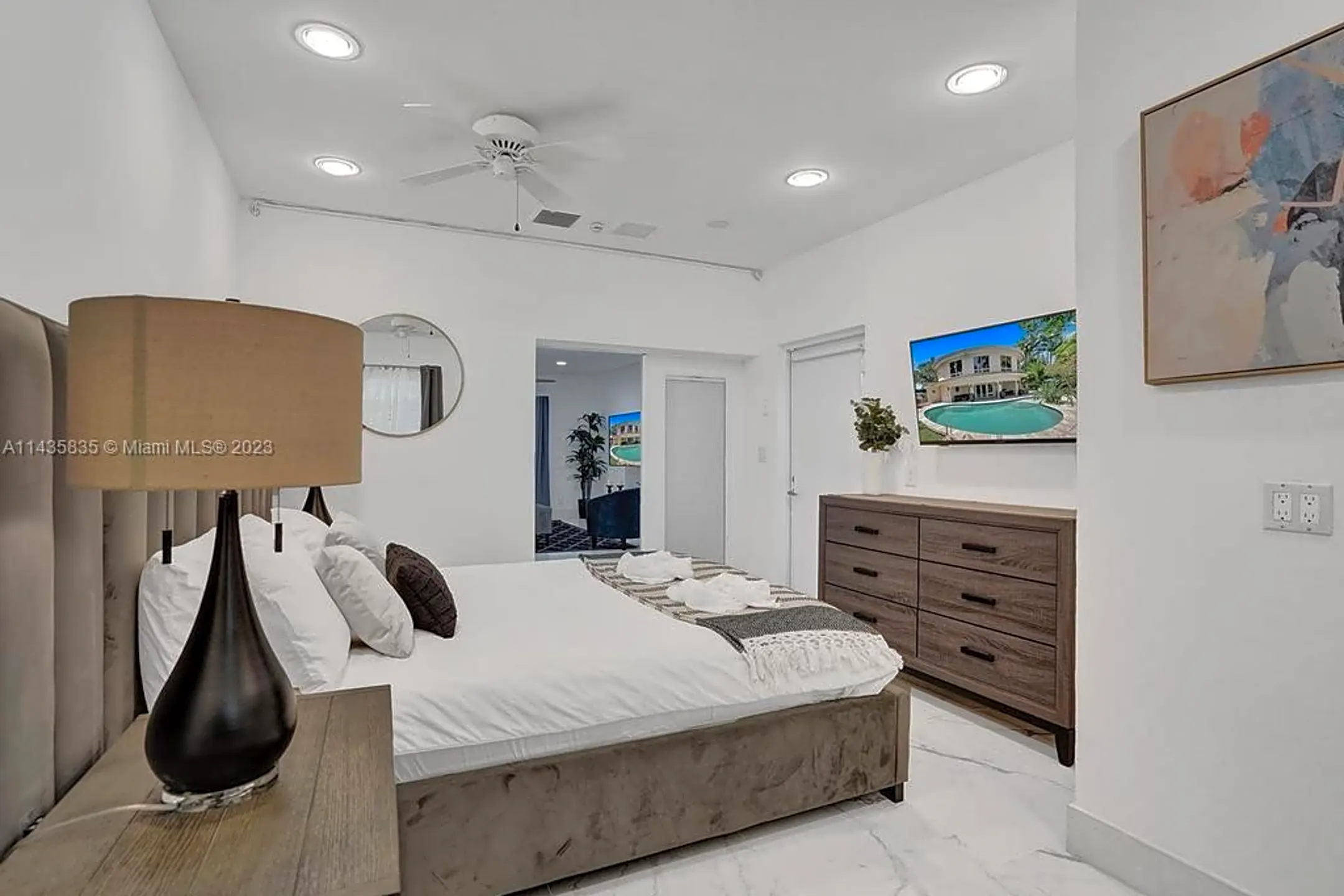 Bedroom - 1809 Coral Gardens Dr - Fort Lauderdale, FL