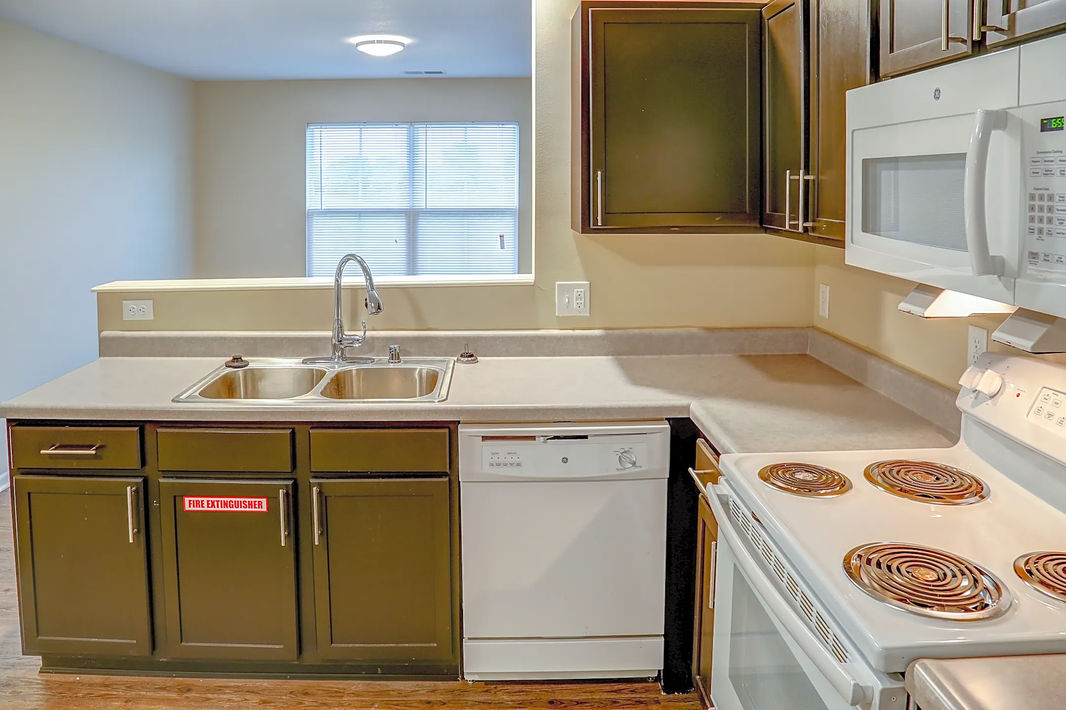 Tristan Ridge 175 South King Street Eminence, KY Apartments for