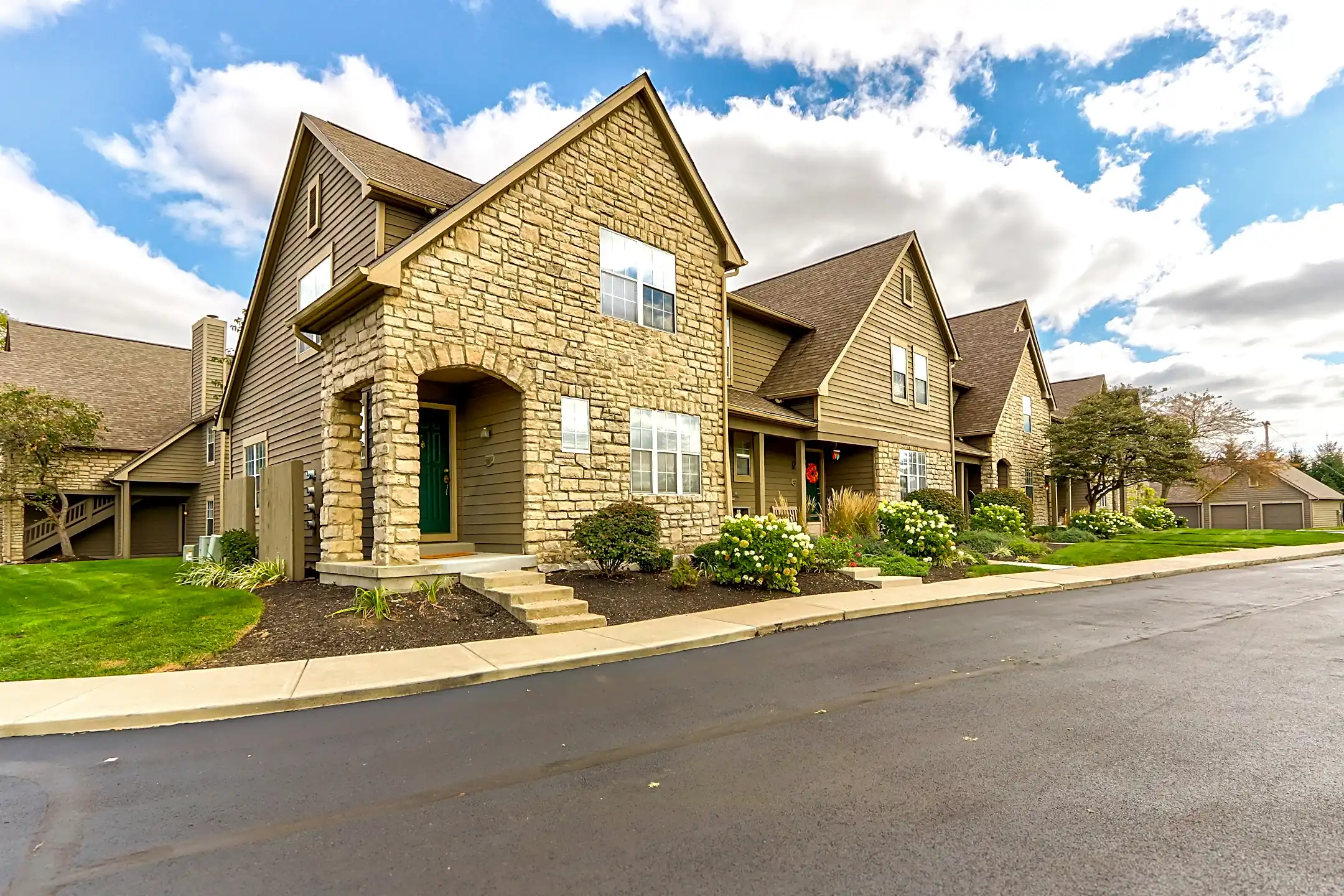 Camden Place Luxury Apartments Dublin, OH 43016