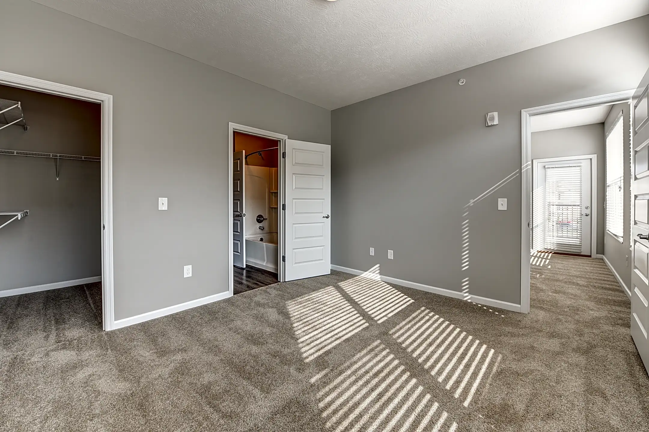 Sycamore House Columbus, OH 43228