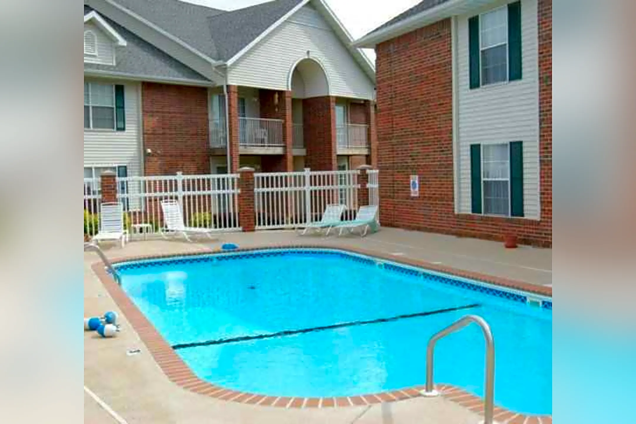 Hawthorn Suites Apartments - Springfield, MO 65804