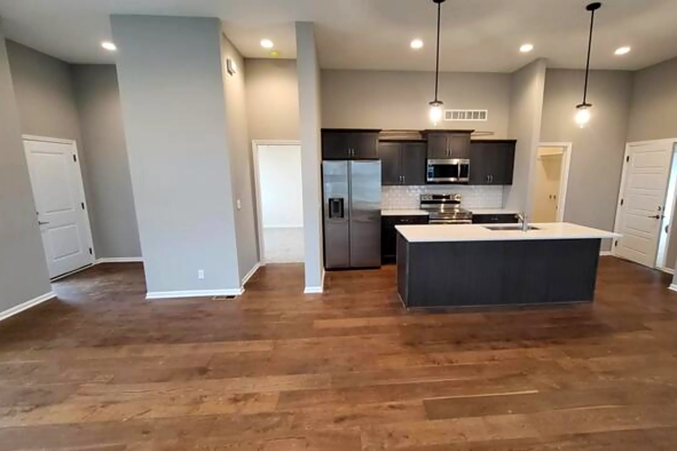 Kitchen - 15800 Riley St - Overland Park, KS