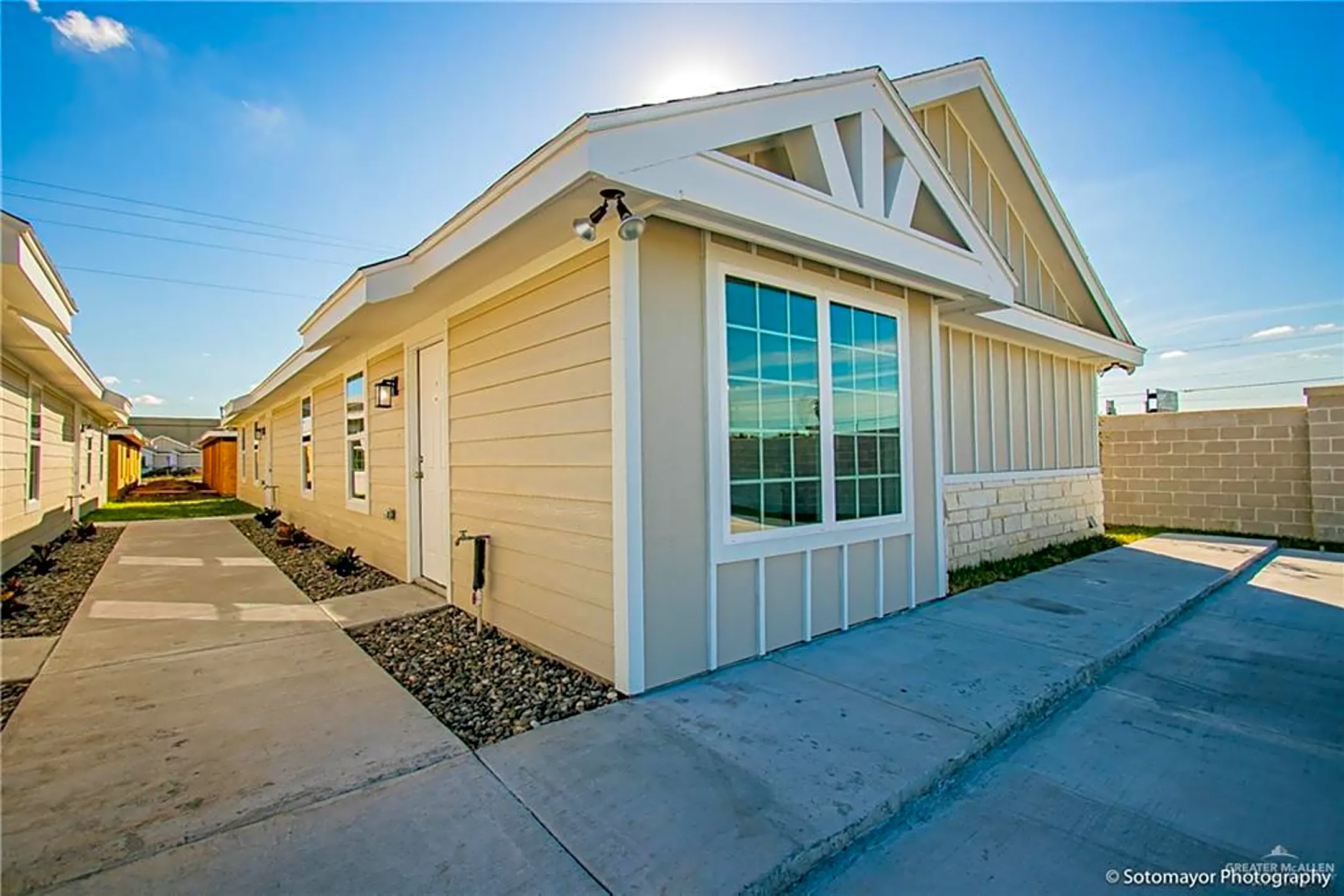 2211 Northridge Ave 2211 Northridge Ave unit C Harlingen, TX Houses