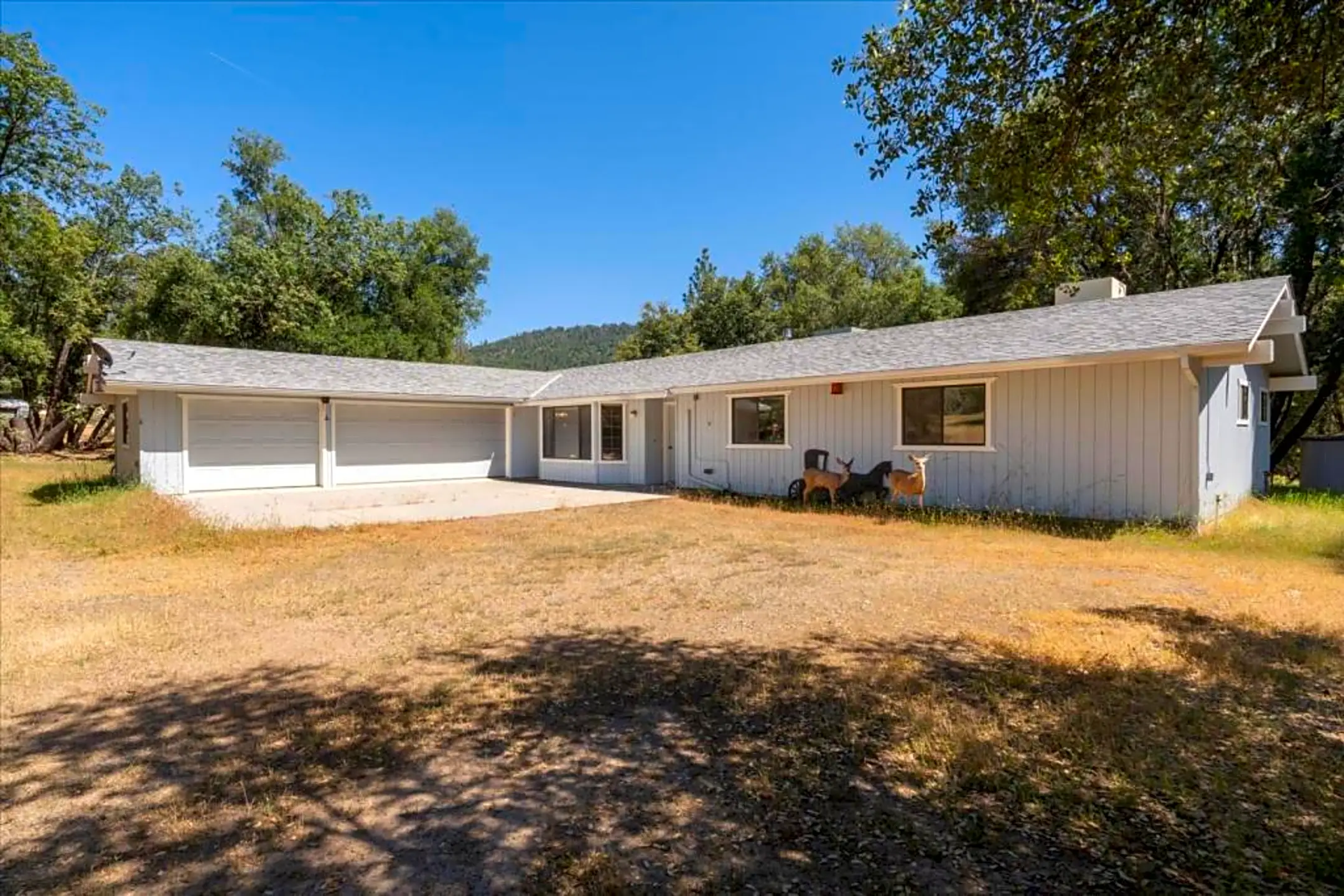 37867 Charnal Cir Oakhurst, CA Houses for Rent Rent.