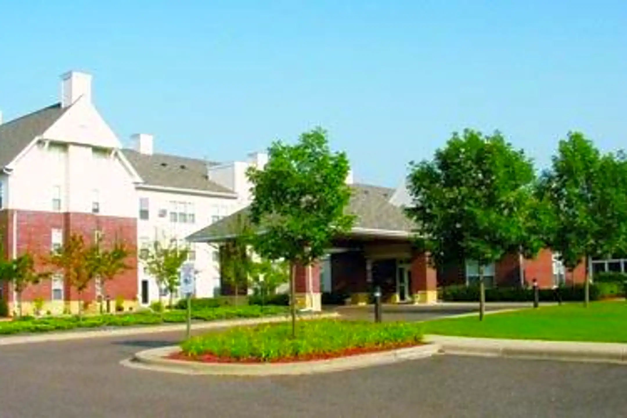 Mill Pond Gables 201 Hayden Lake Rd E Champlin, MN Apartments for