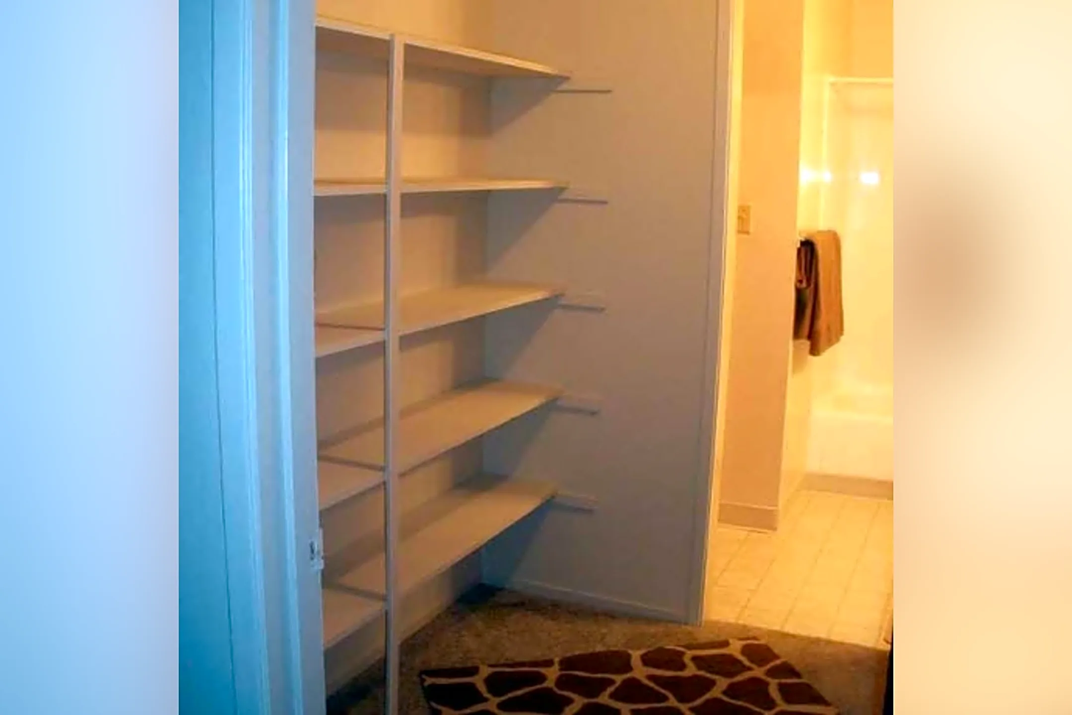 Villa Alvarado Apartments 1330 Contra Costa Ave San Pablo, CA