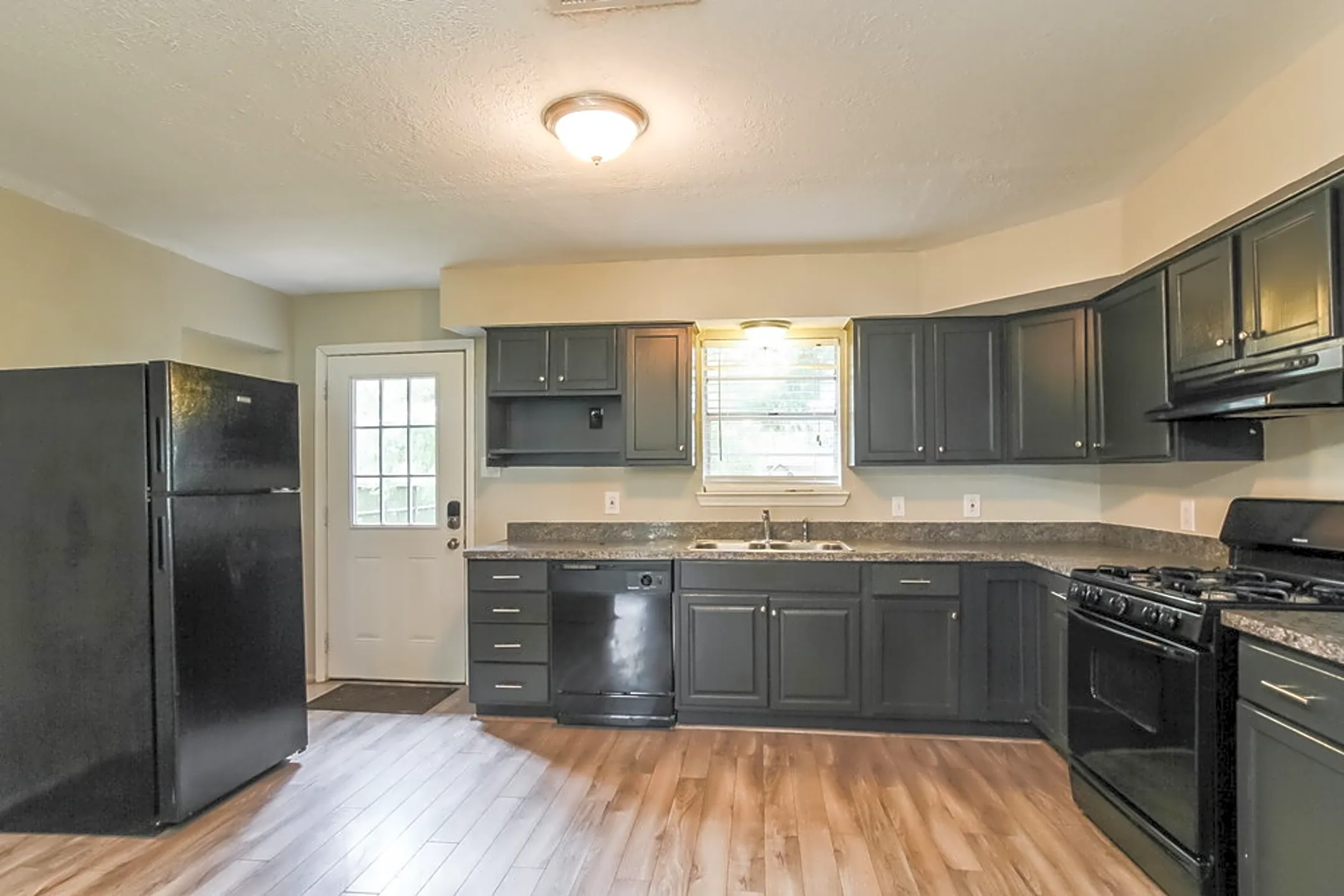 518 Mcguire Rosharon, TX Houses for Rent Rent.