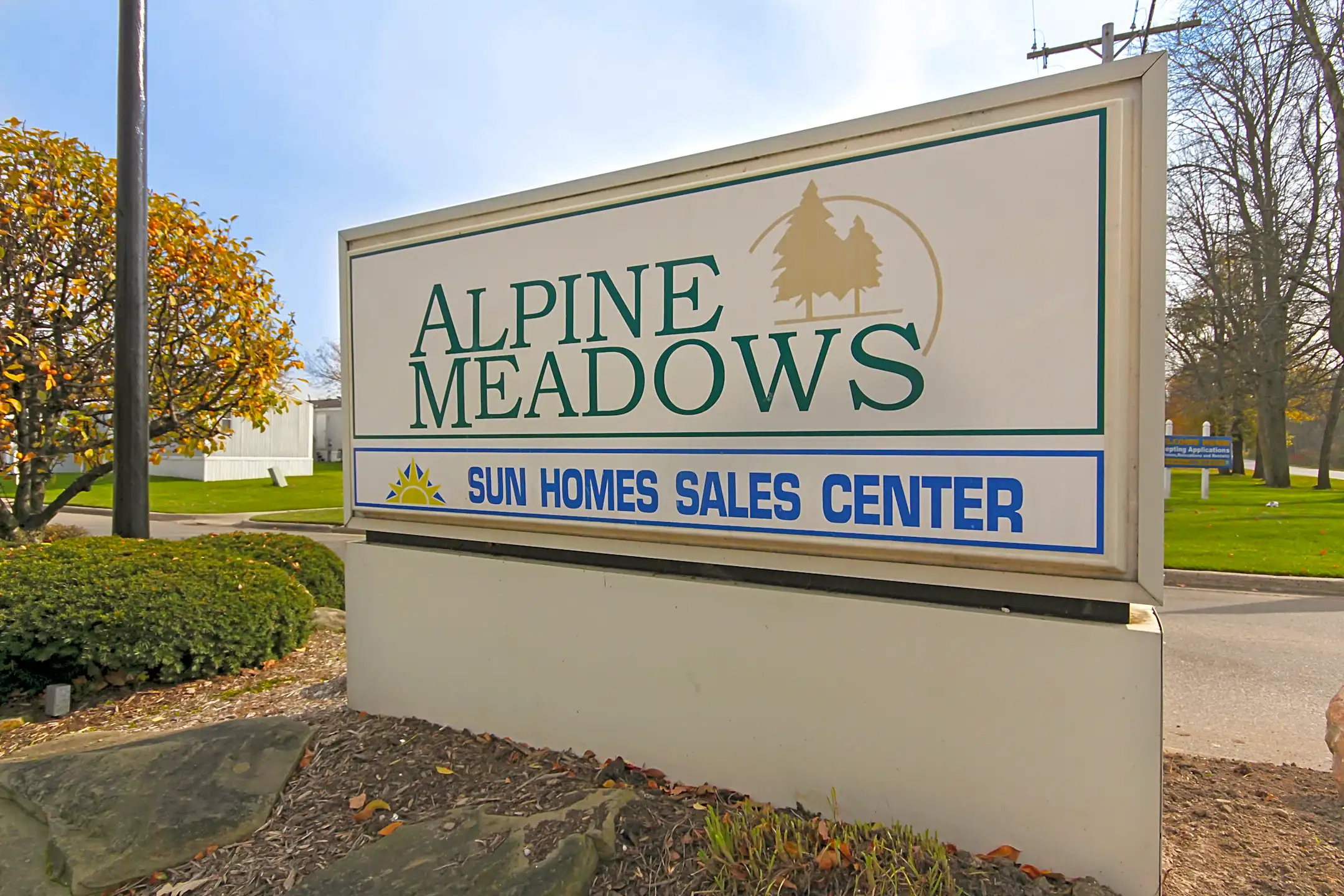 Community Signage - Alpine Meadows - Grand Rapids, MI
