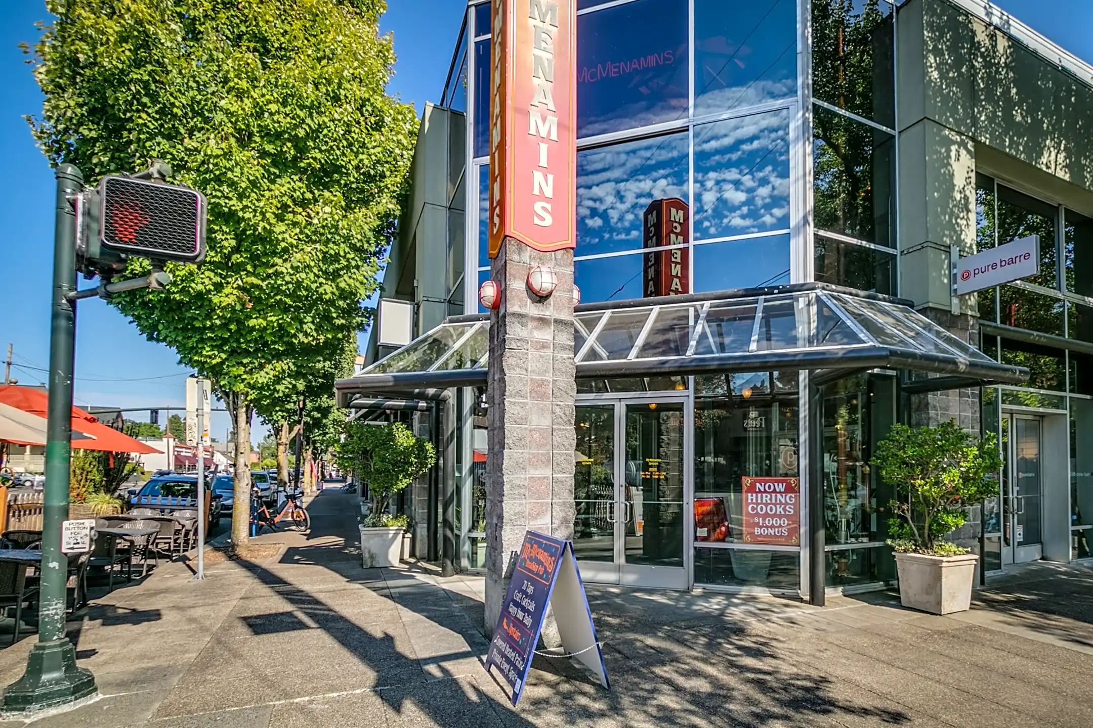 Building - Irvington Garden Apartments - Portland, OR