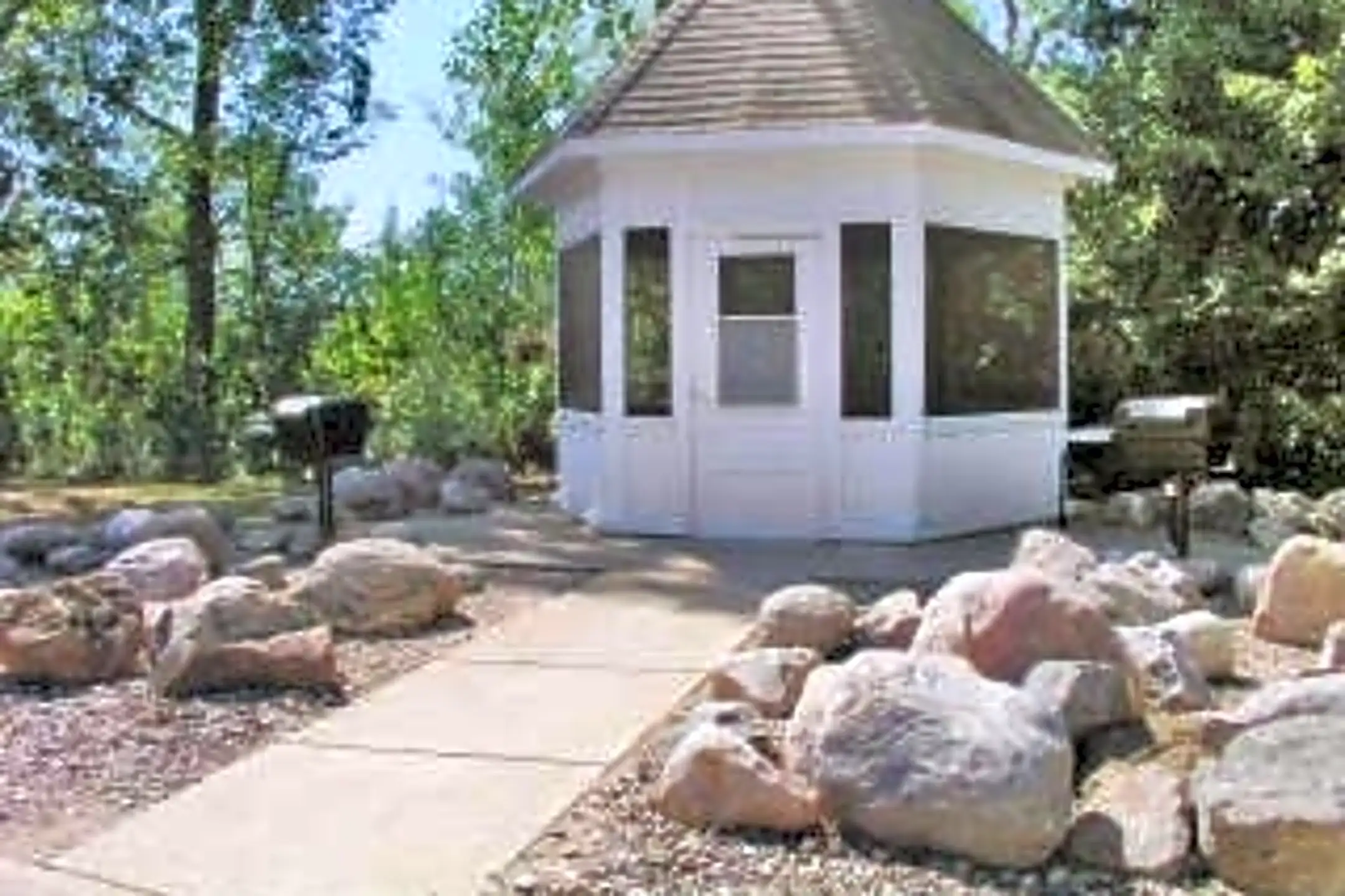 Sun Lake 1045 Yellow Brick Rd Chaska, MN Apartments for Rent Rent.