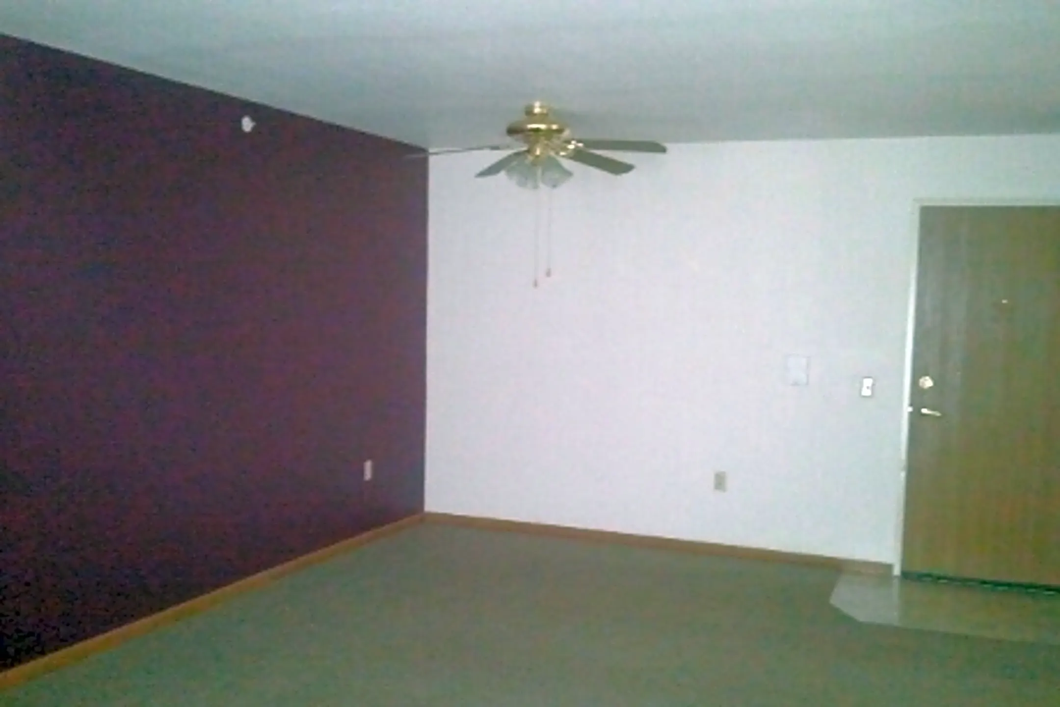 Brookview Apartments 2100 10th Ave Monroe, WI Apartments for Rent