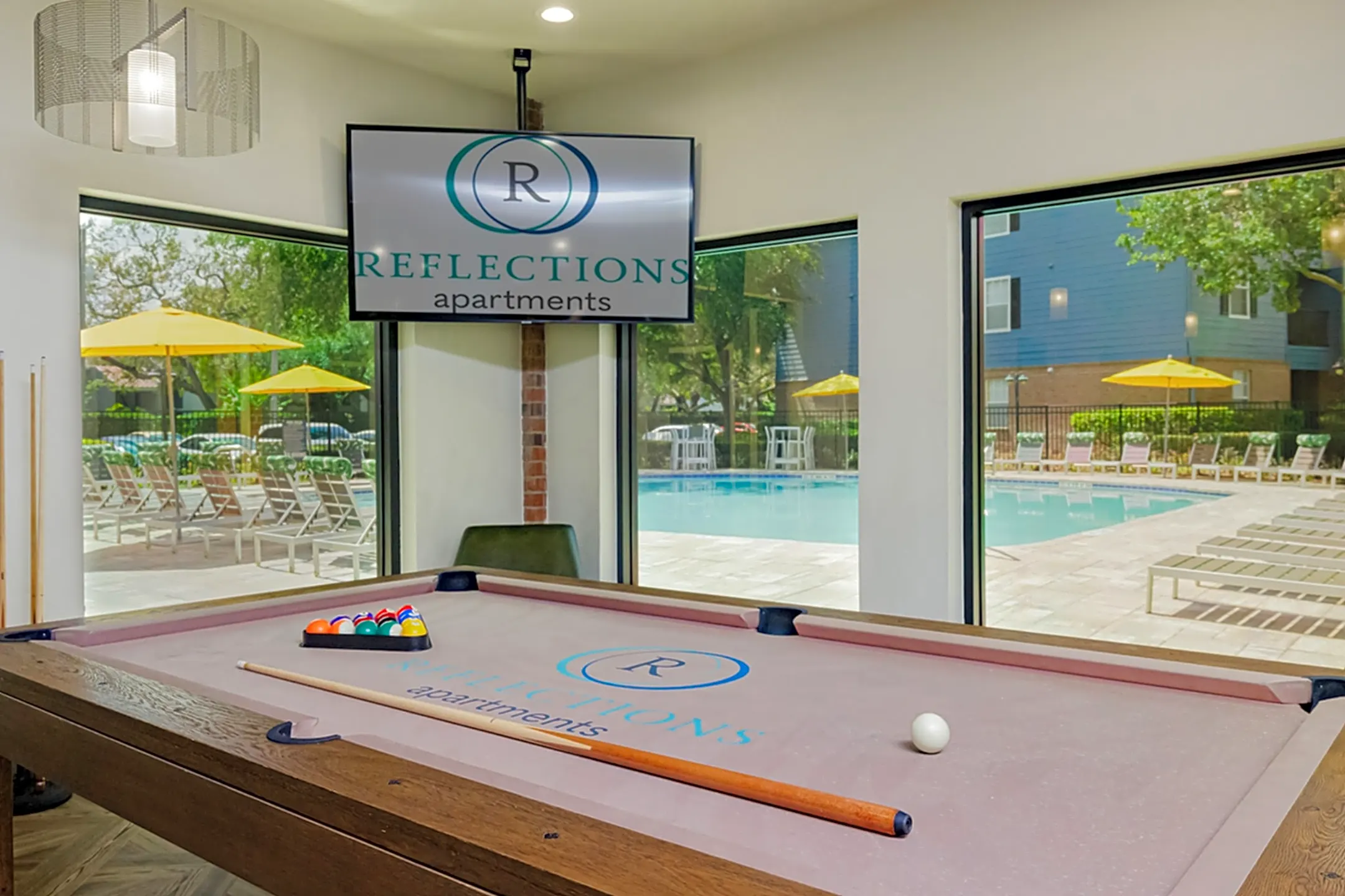 Reflections Apartments - Per Bed Lease - Tampa, FL