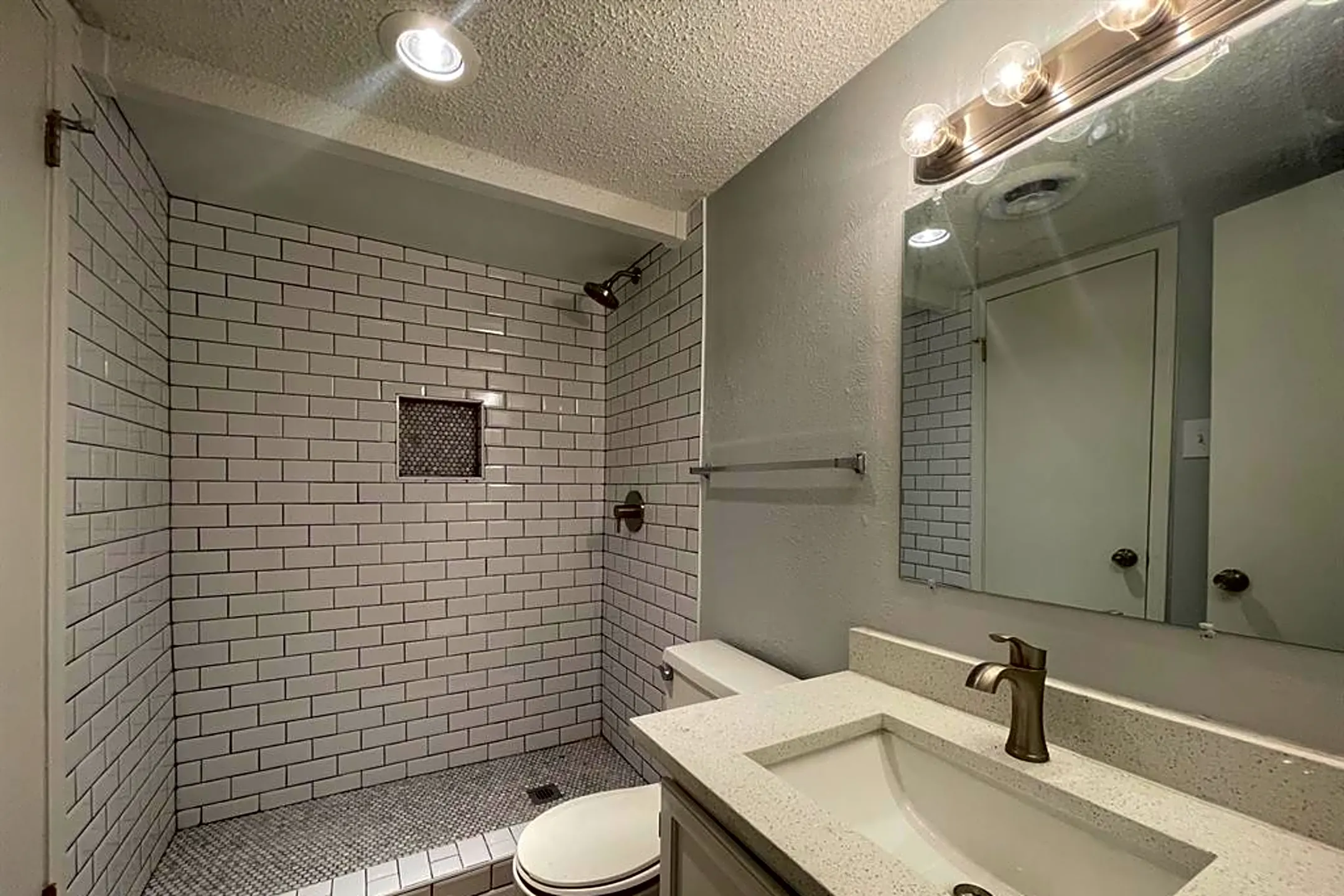 Bathroom - 3624 Parkridge Dr #214 - Dallas, TX