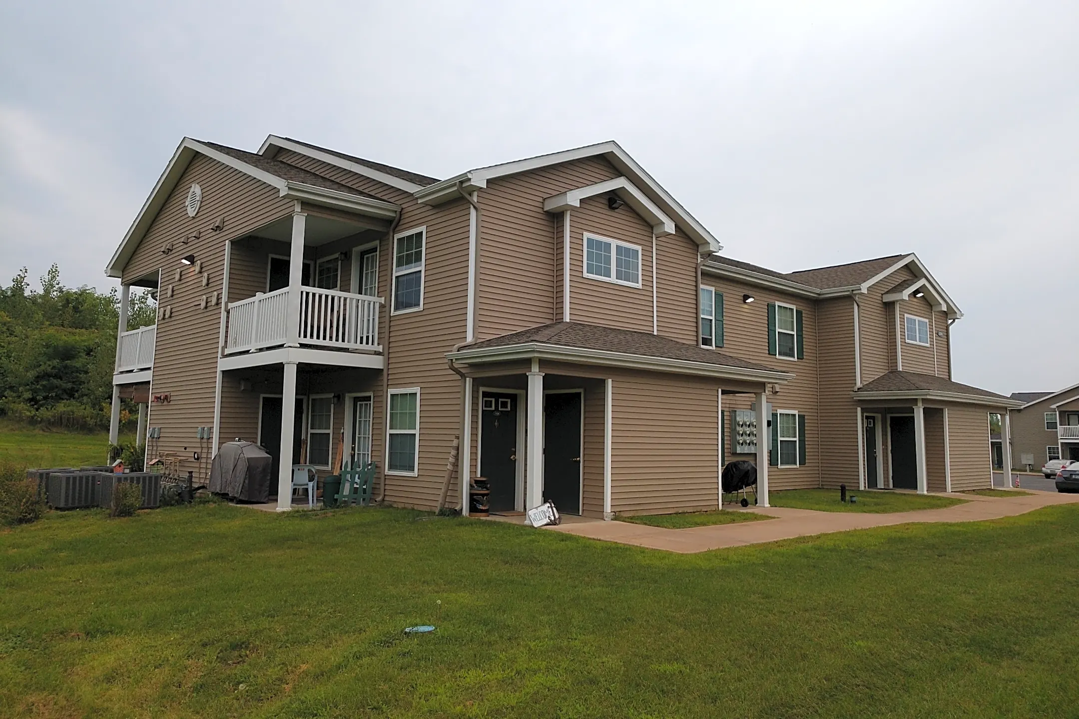 Riverknoll at Radisson Apartments Baldwinsville, NY 13027