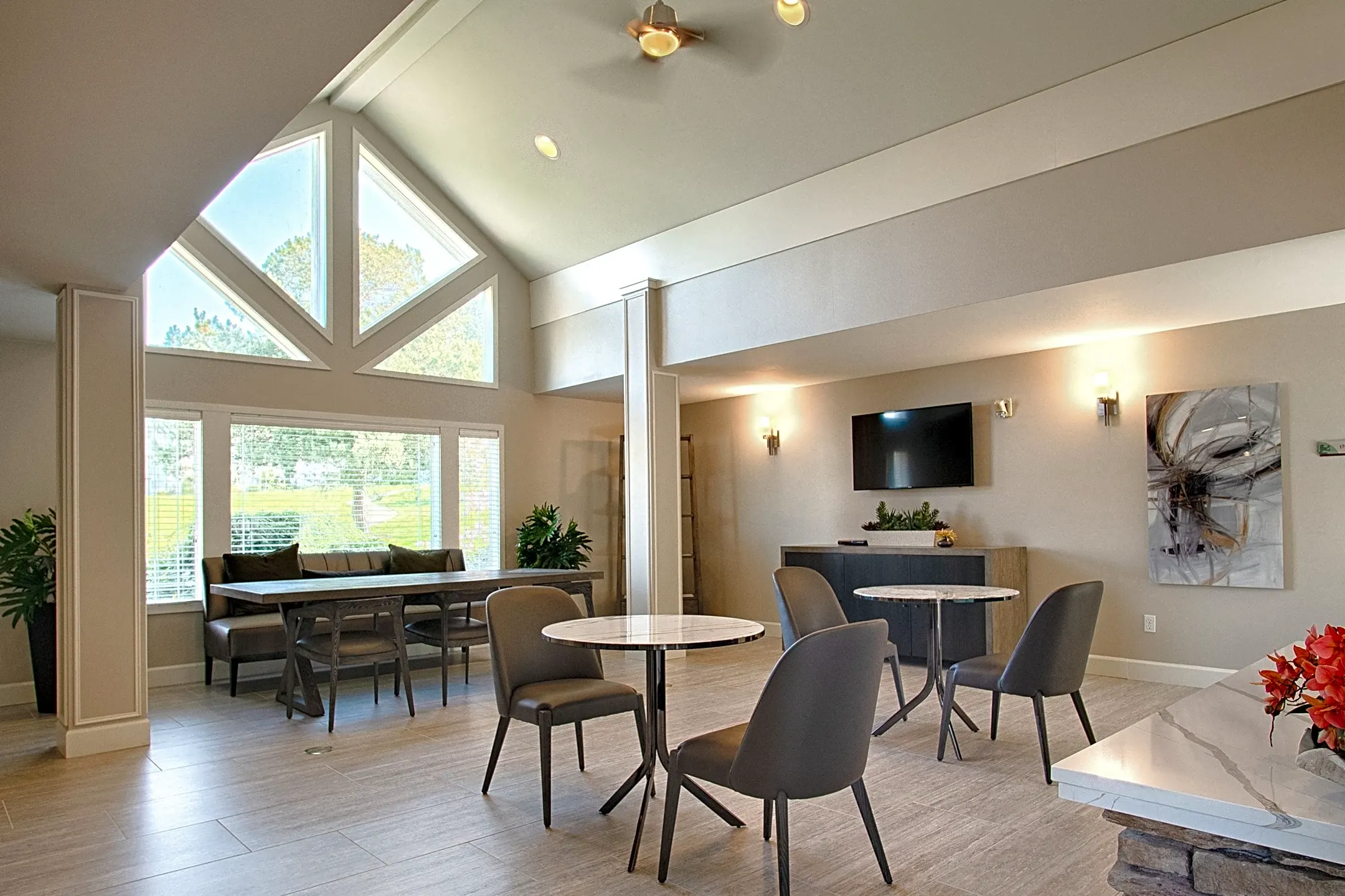 Andorra 22817 Lakeview Dr Mountlake Terrace, WA Apartments for Rent